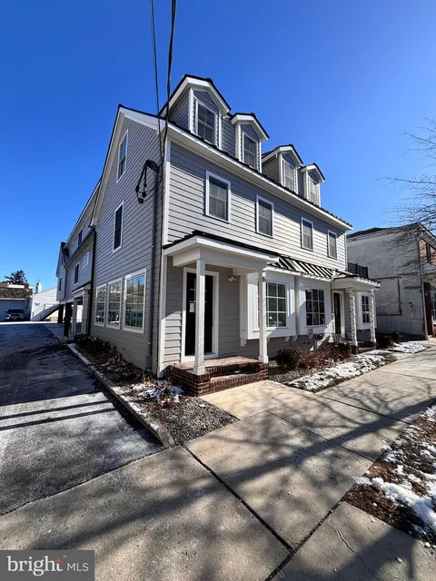 MLS: NJCD2116916