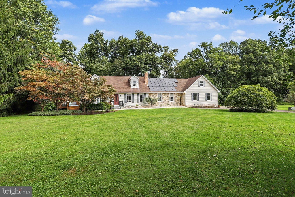 Photo of 227 Green Lane, QUARRYVILLE, PA 17566 (MLS # PALA2095466)