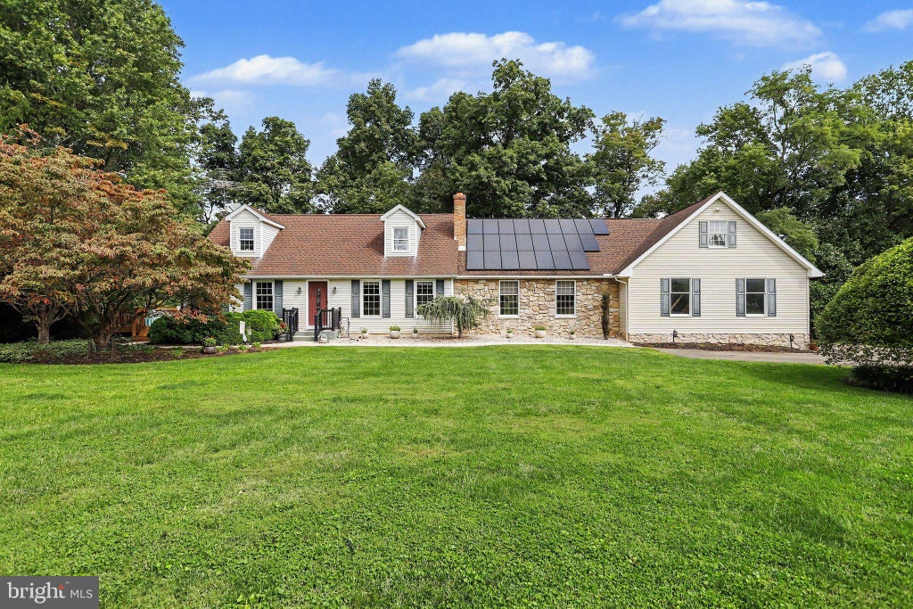 Photo of 227 Green Lane, QUARRYVILLE, PA 17566 (MLS # PALA2095466)