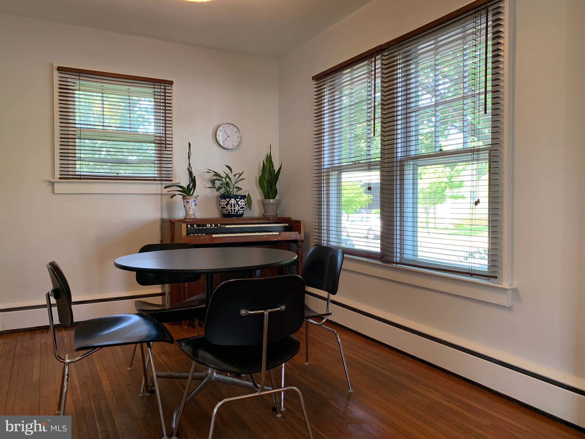 LYON PARK - Residential Lease