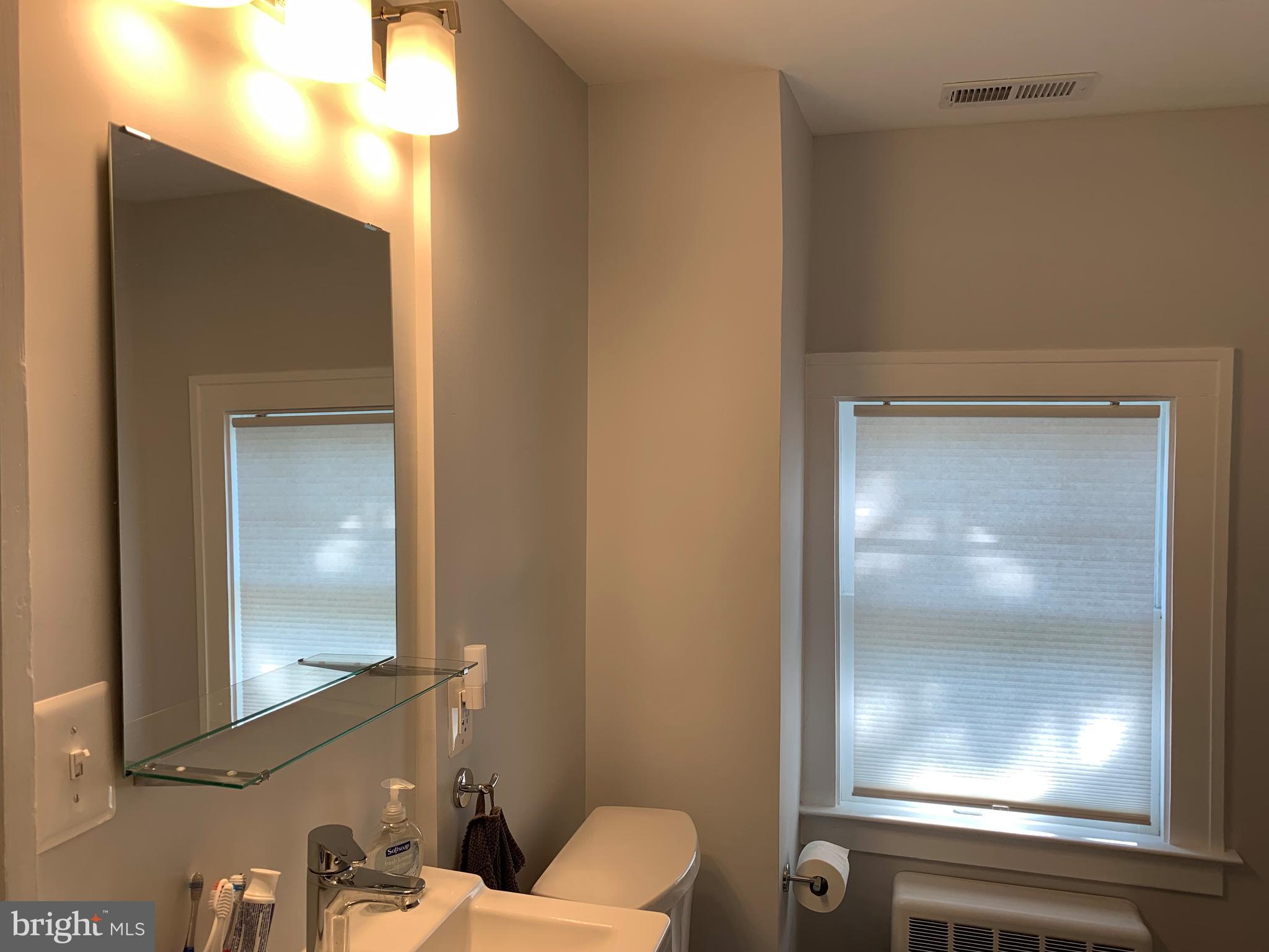 LYON PARK - Residential Lease