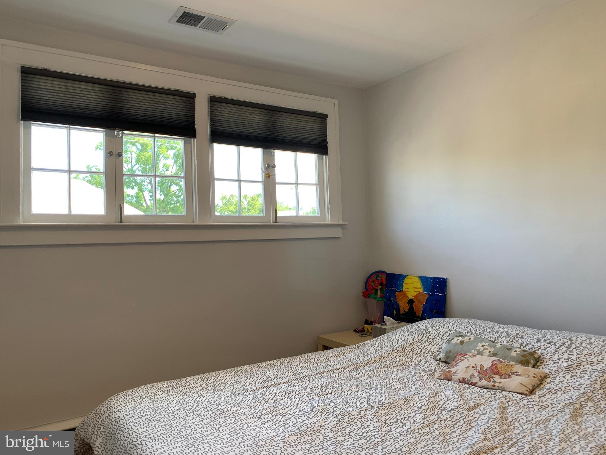 LYON PARK - Residential Lease