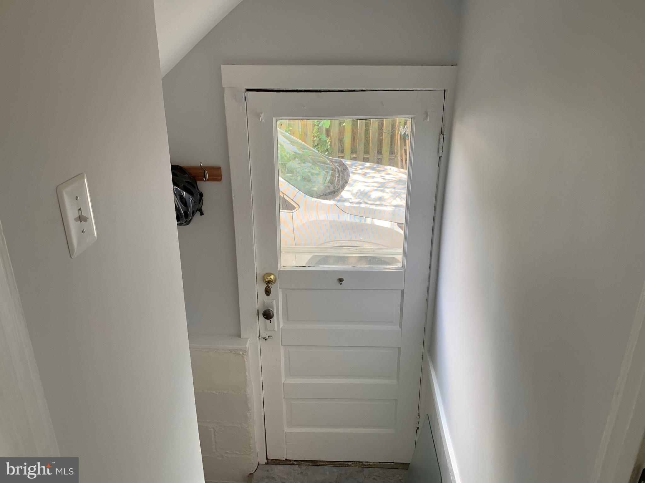 LYON PARK - Residential Lease