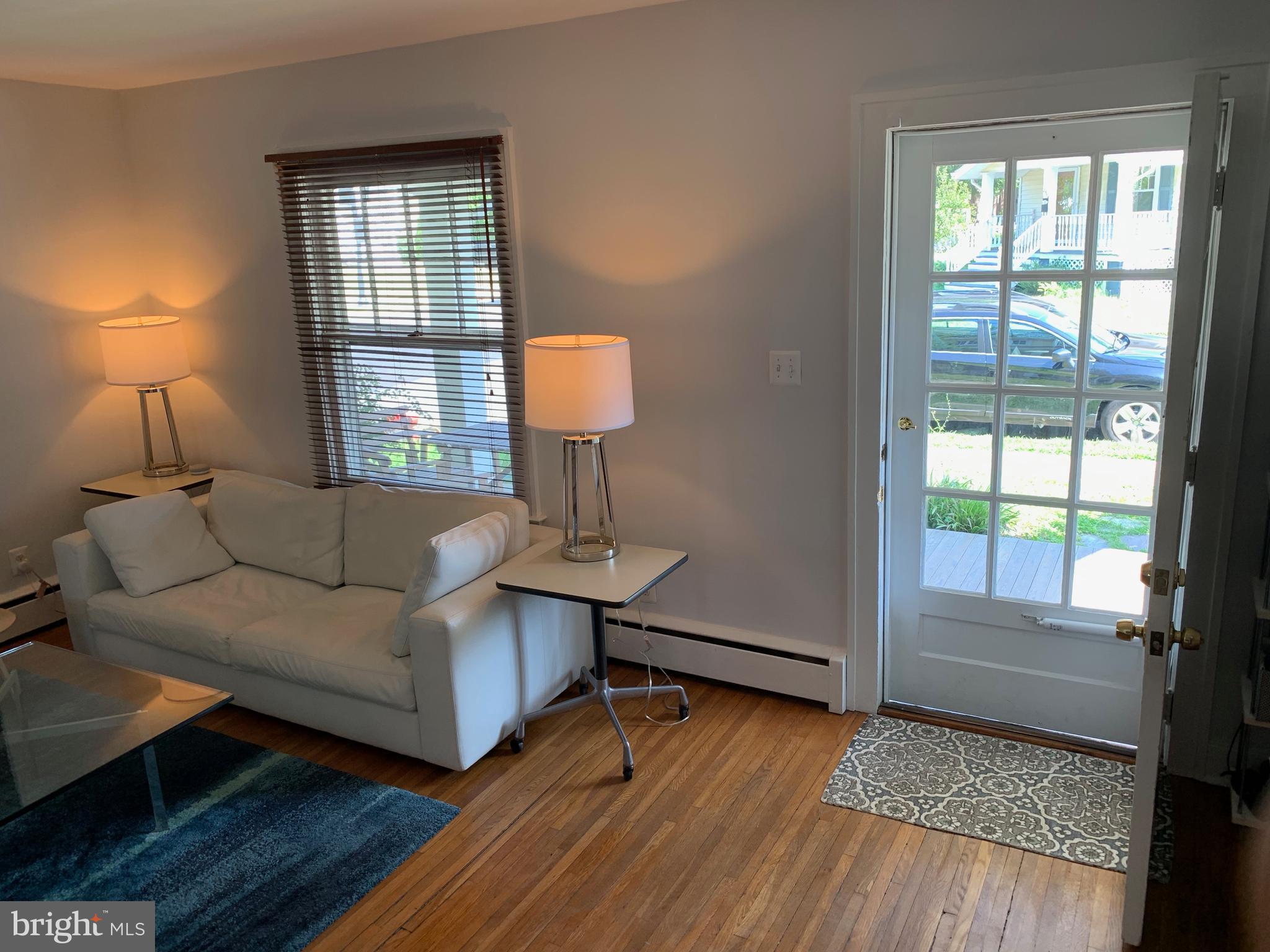 LYON PARK - Residential Lease