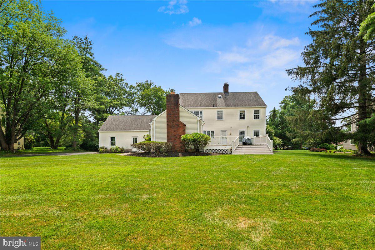 212 PENN VIEW DRIVE