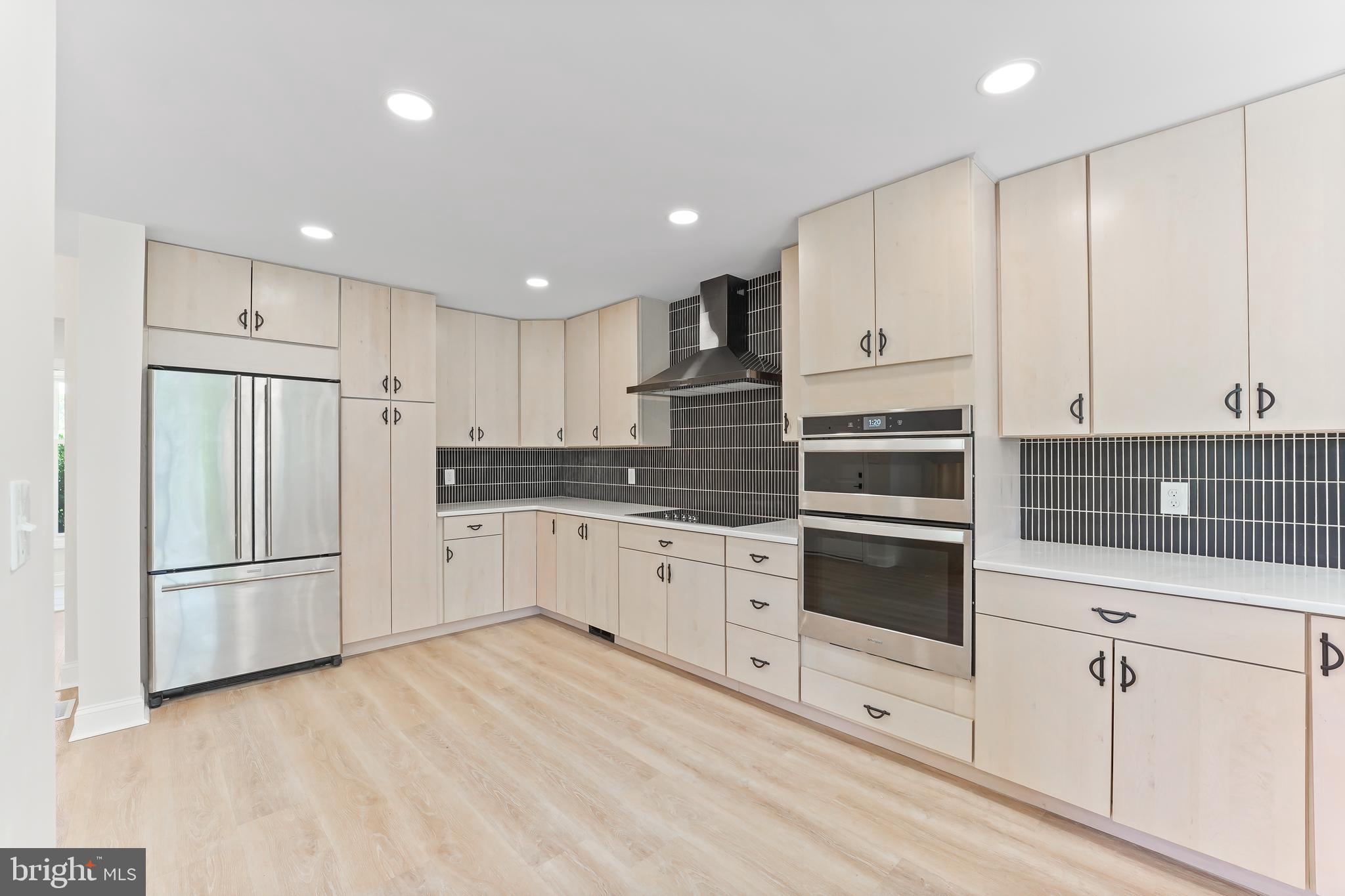 TWIN HILLS - Residential