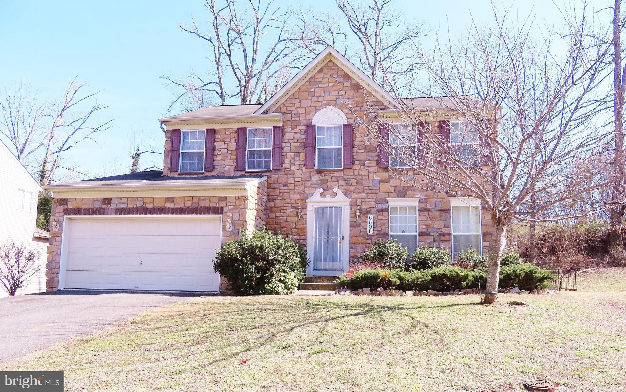 ASHLEY'S CROSSING - Residential