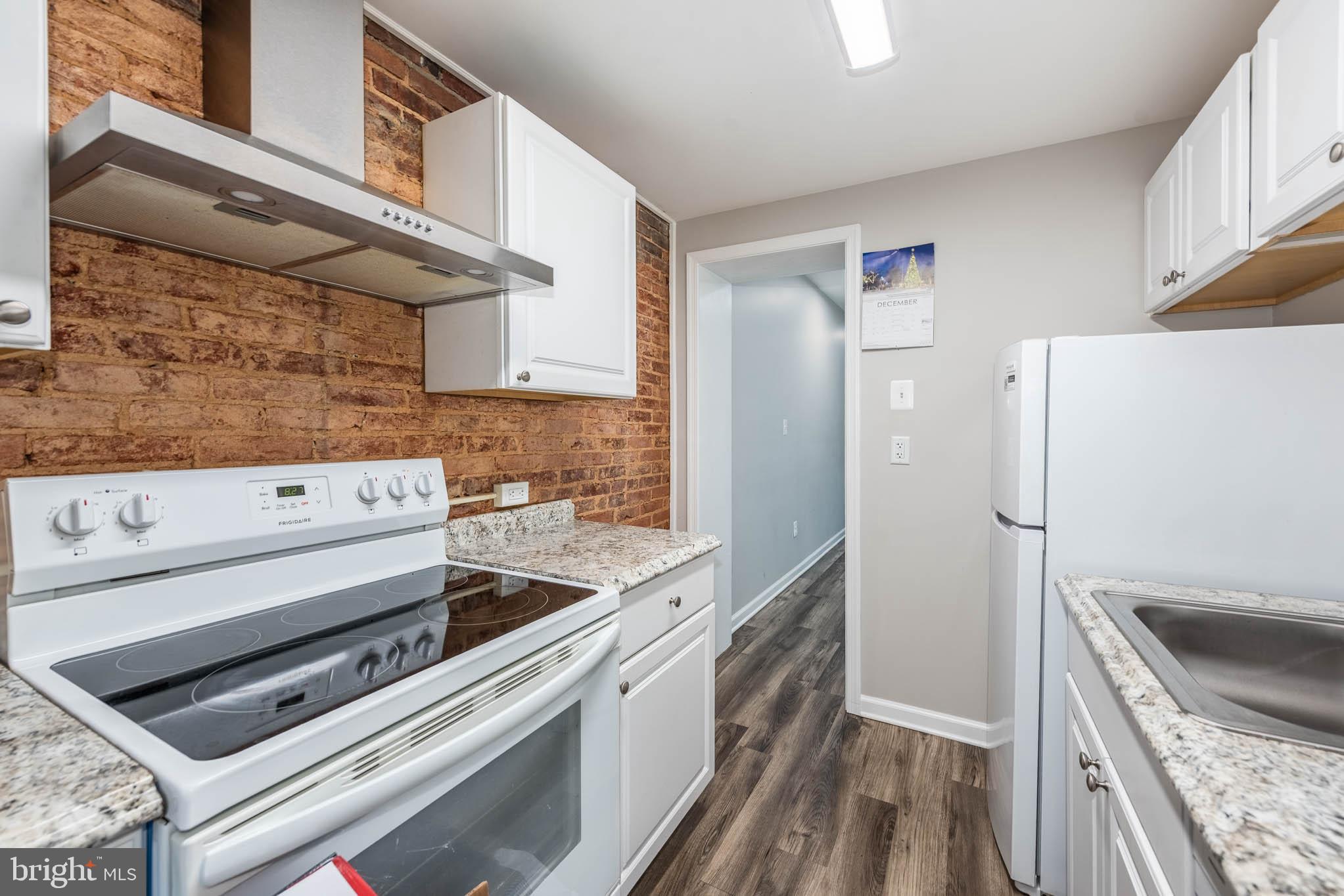 BROADWAY EAST - Residential