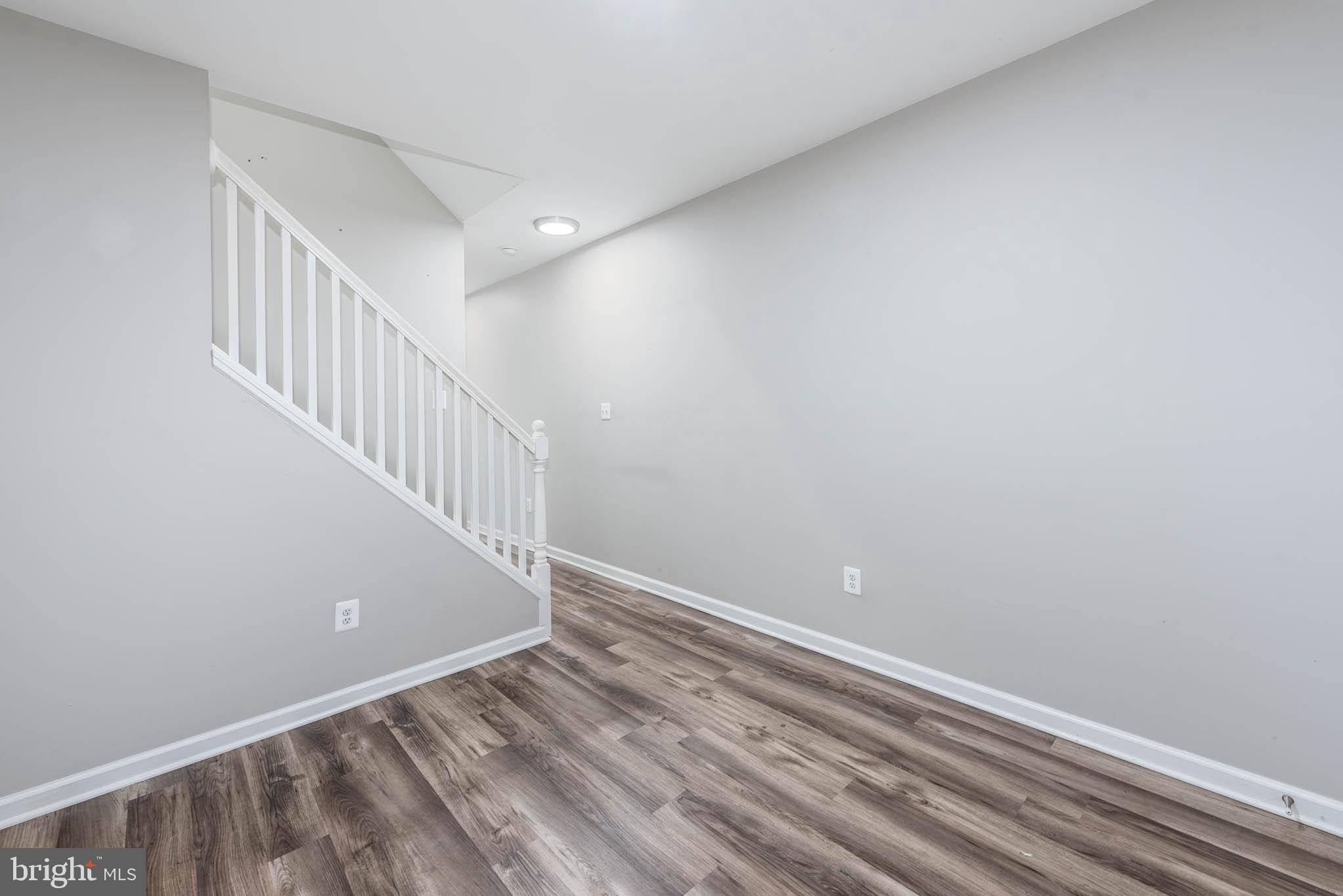 BROADWAY EAST - Residential
