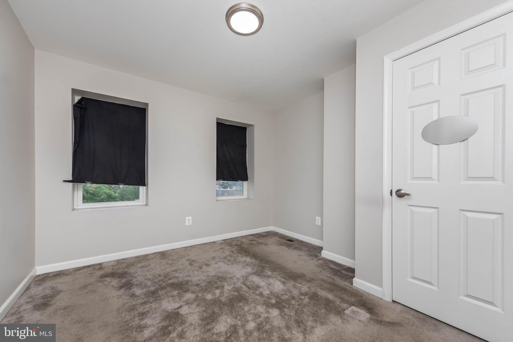 BROADWAY EAST - Residential