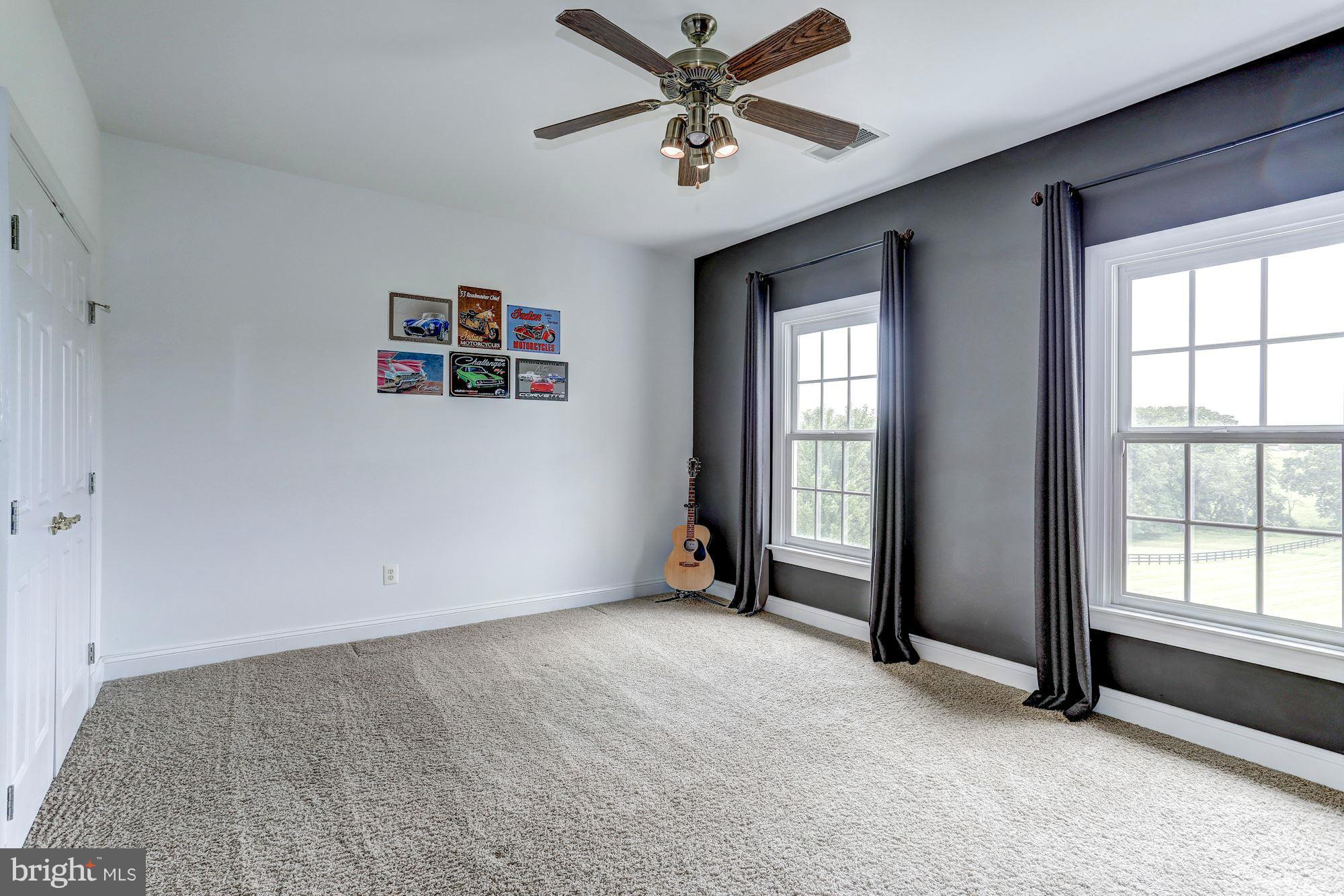 WATERFORD - Residential