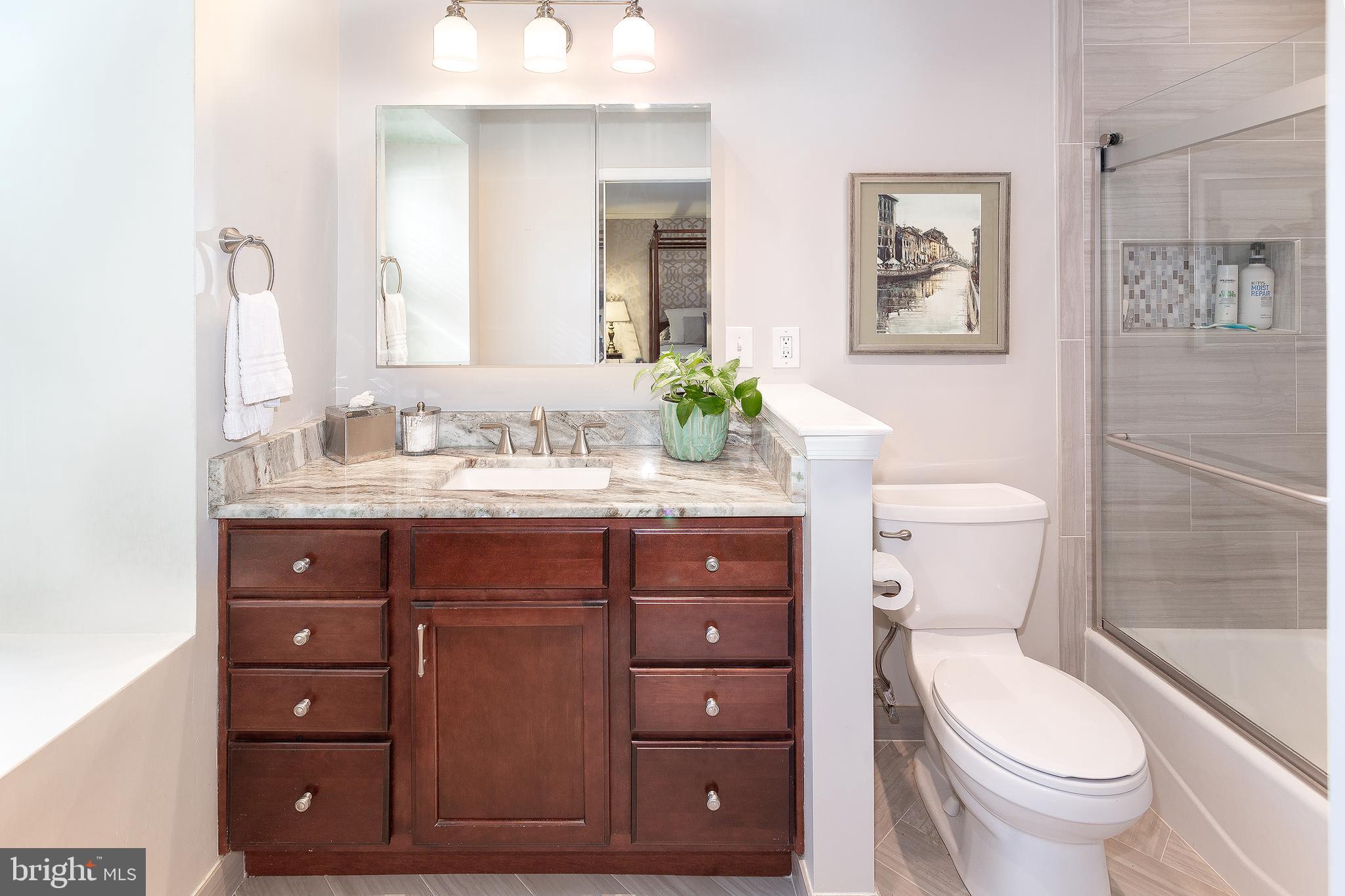 LAFAYETTE VILLAGE - Residential Lease