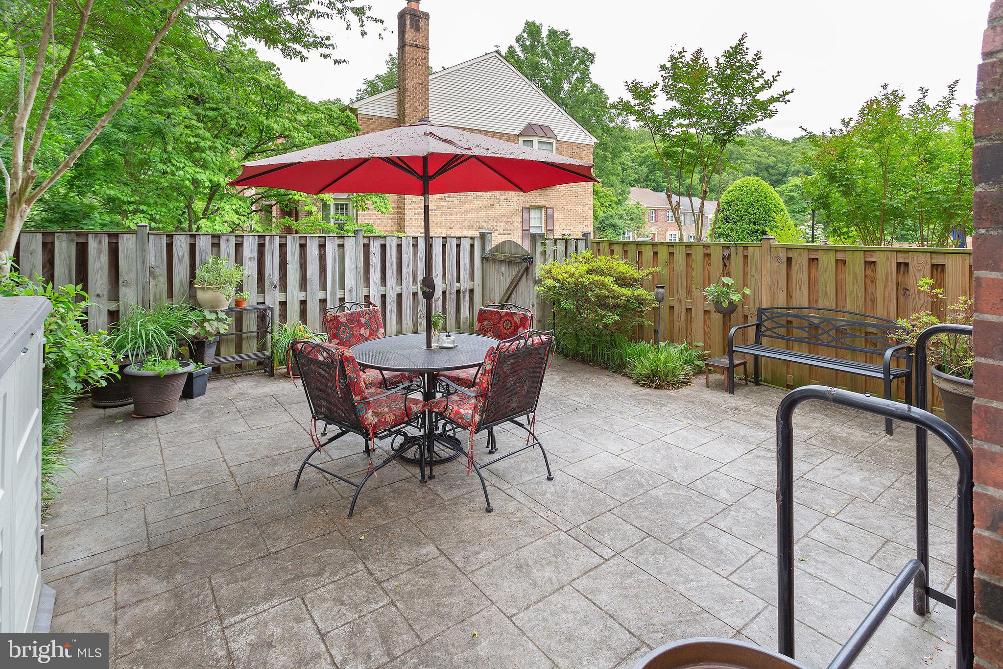 LAFAYETTE VILLAGE - Residential Lease