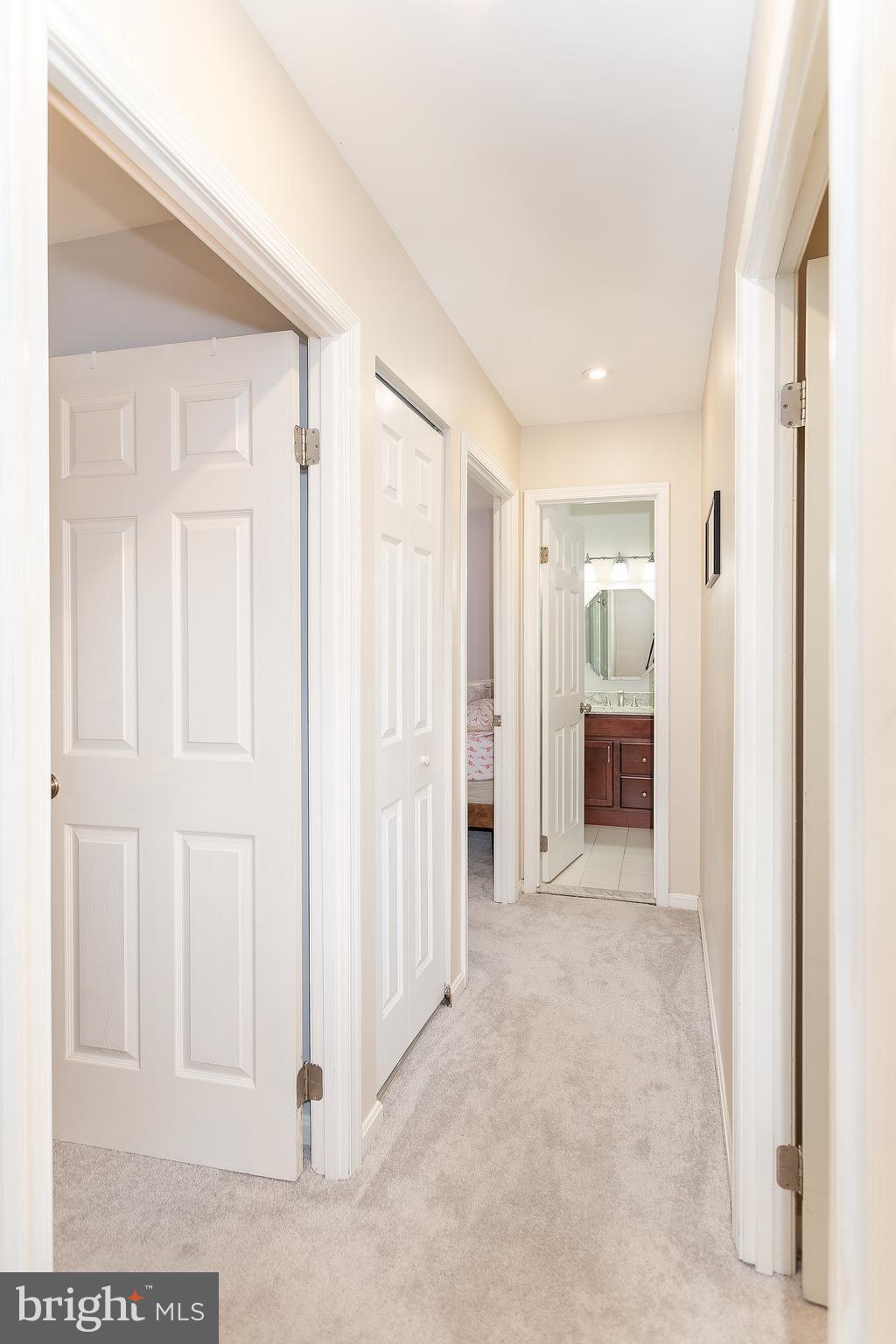 LAFAYETTE VILLAGE - Residential Lease