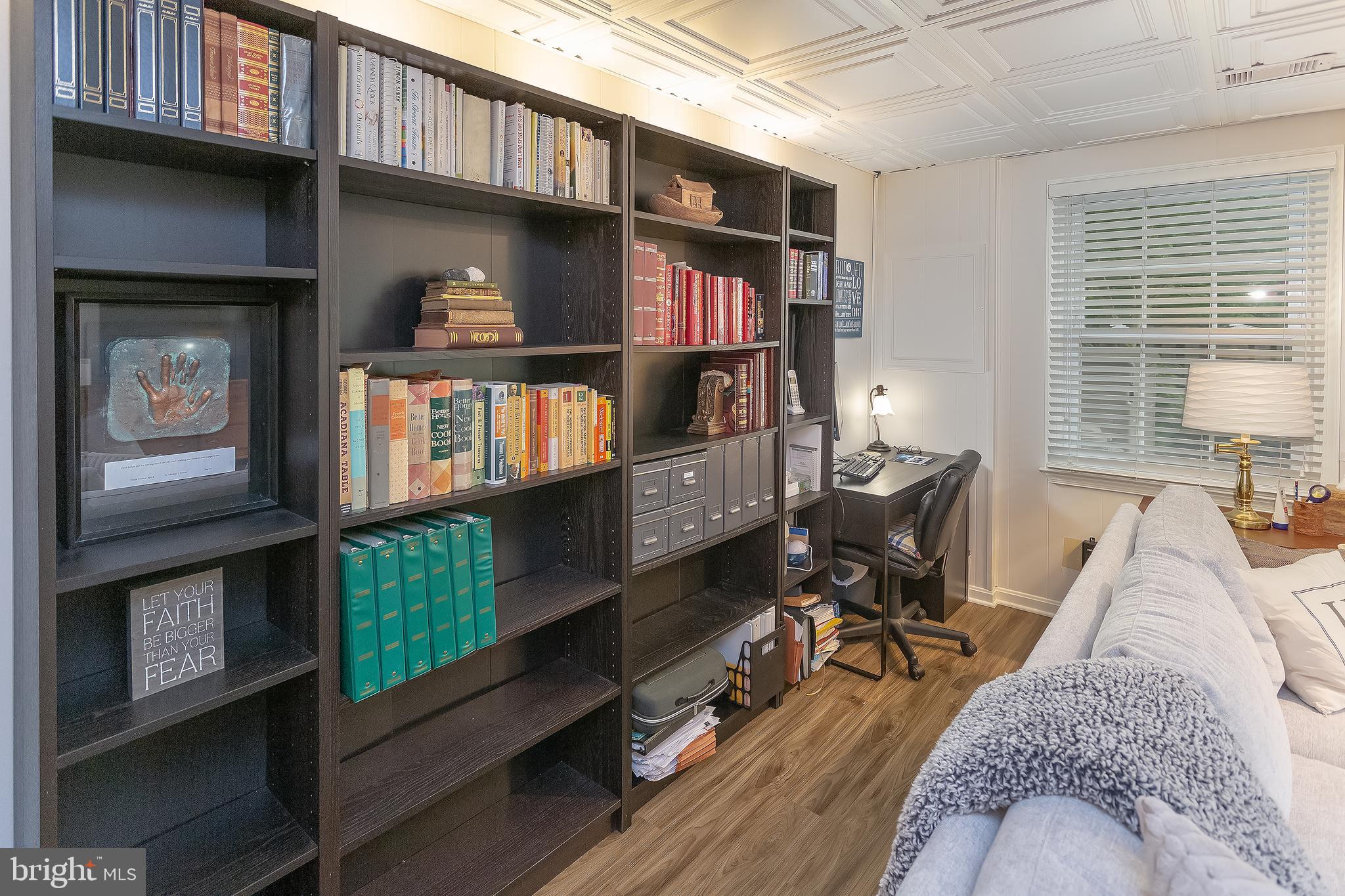 LAFAYETTE VILLAGE - Residential Lease