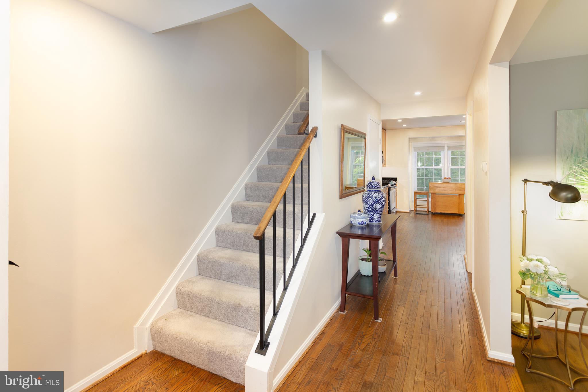 LAFAYETTE VILLAGE - Residential Lease