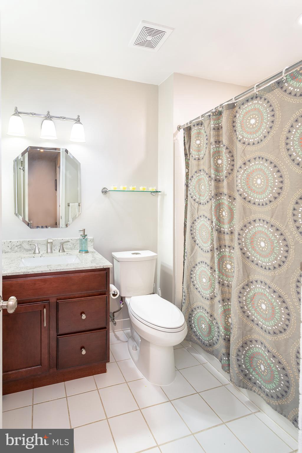 LAFAYETTE VILLAGE - Residential Lease