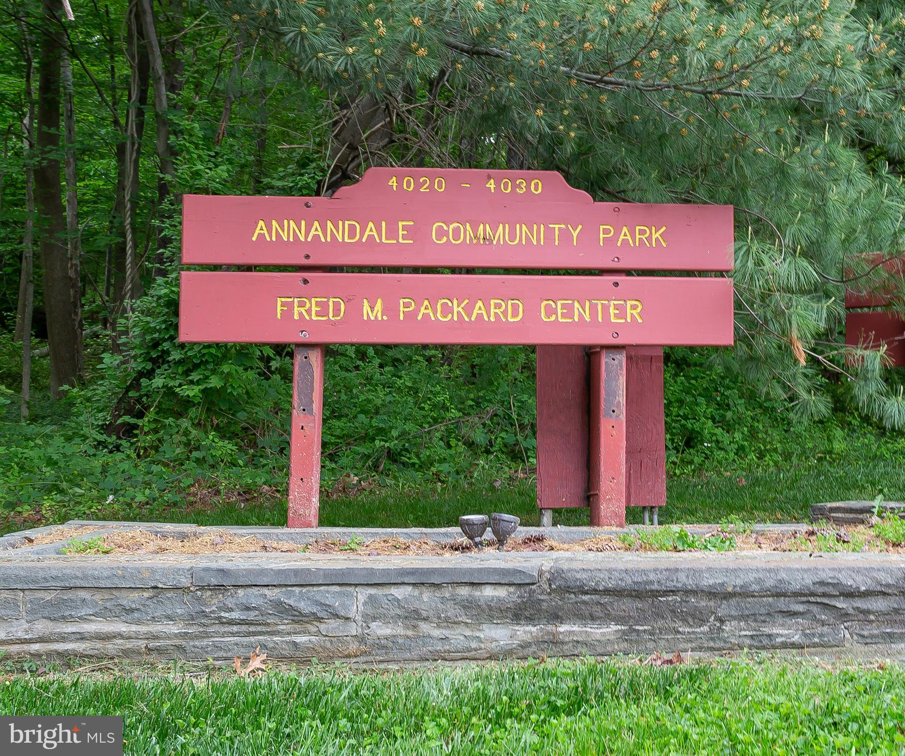 LAFAYETTE VILLAGE - Residential Lease