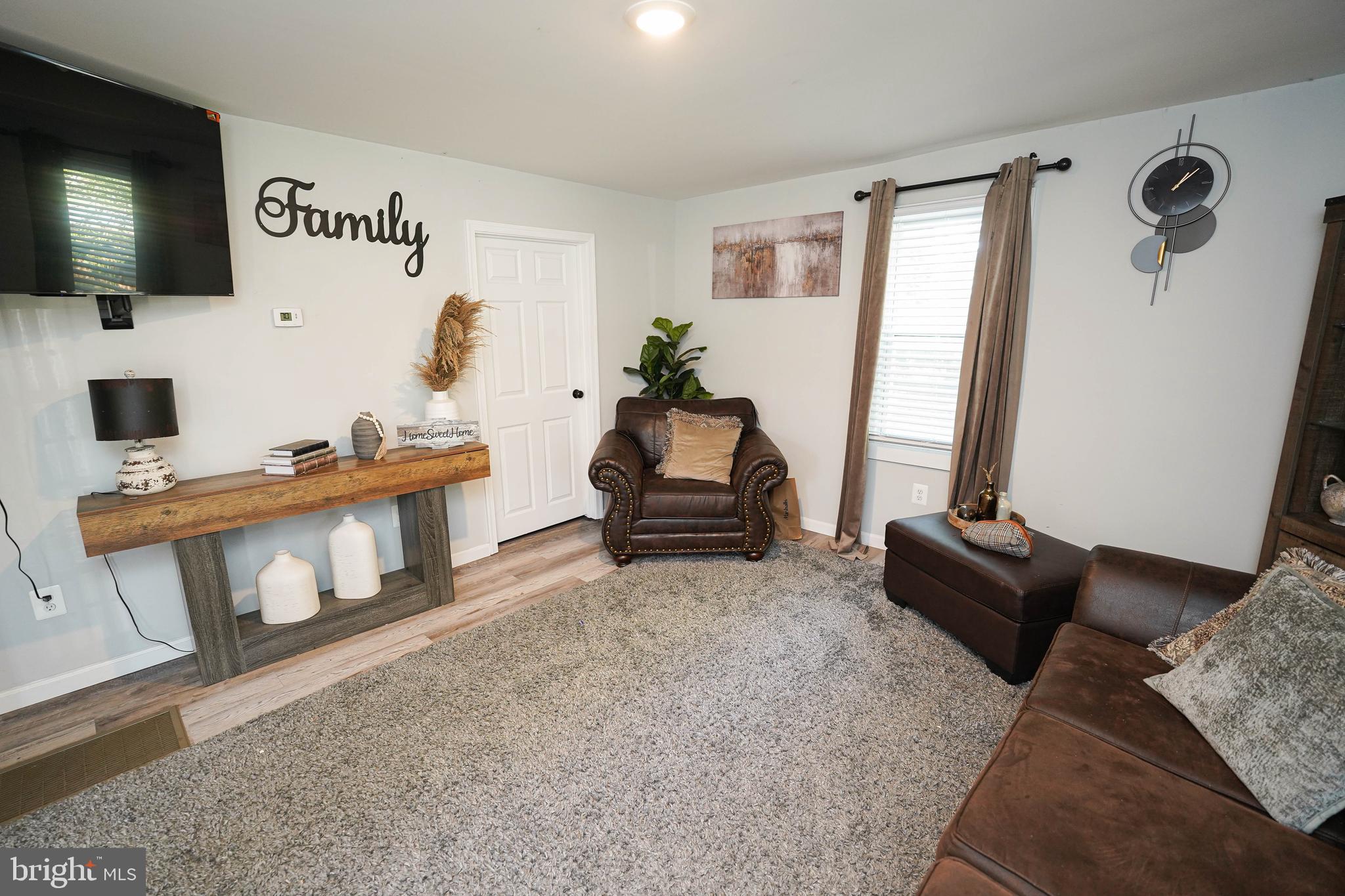1002 W MAIN STREET 1