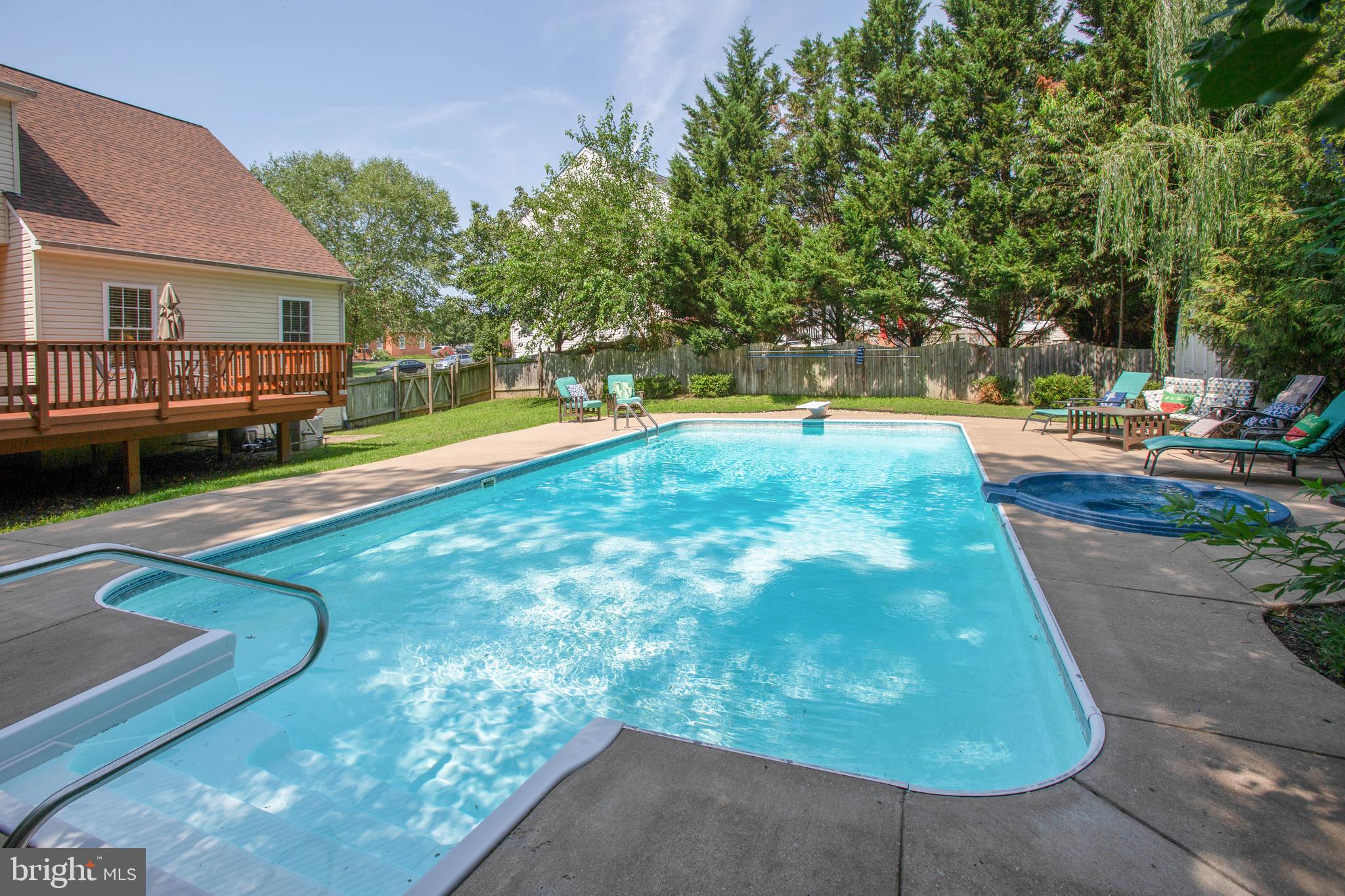 ROYAL OAKS - Residential