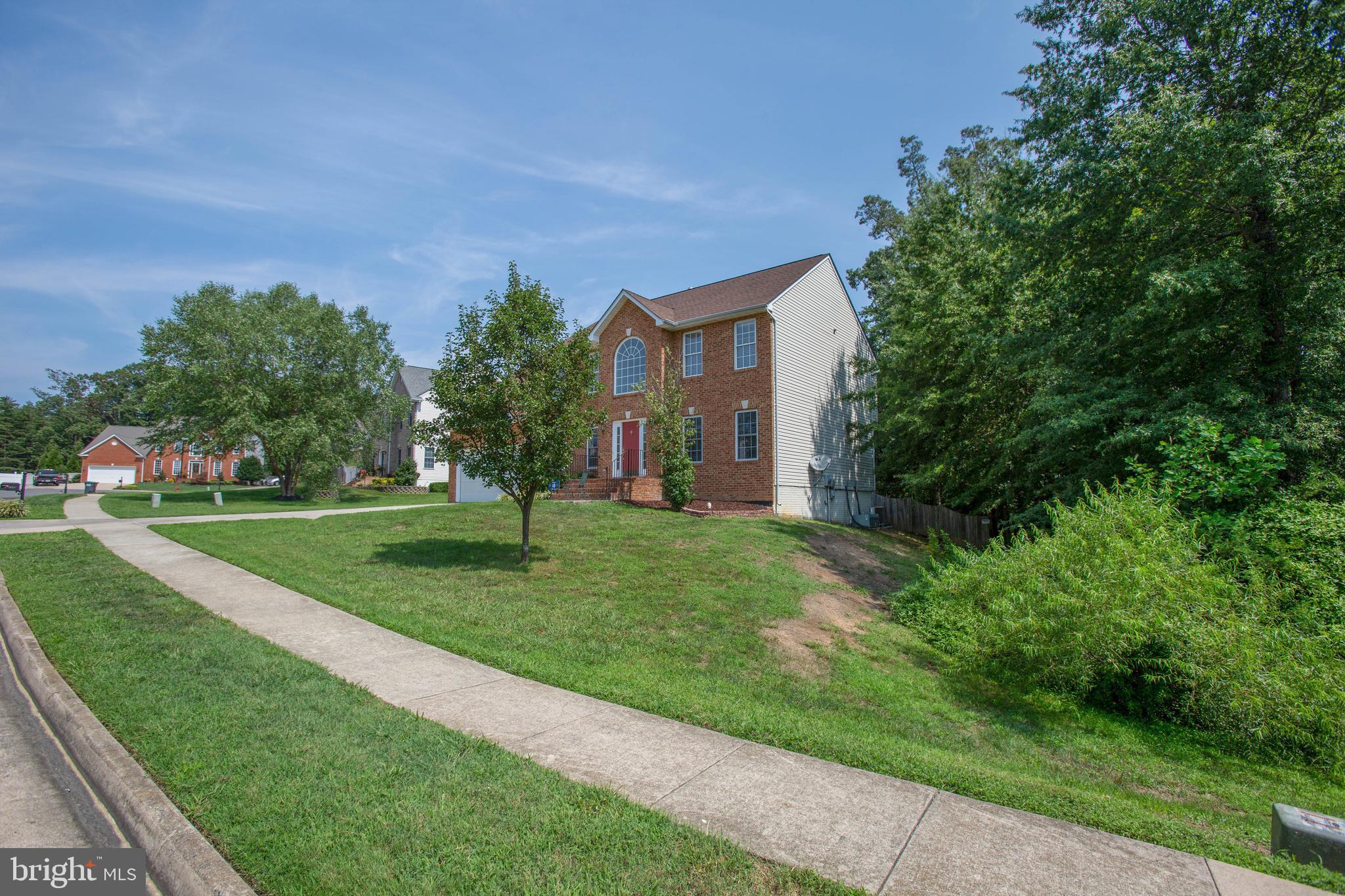 ROYAL OAKS - Residential