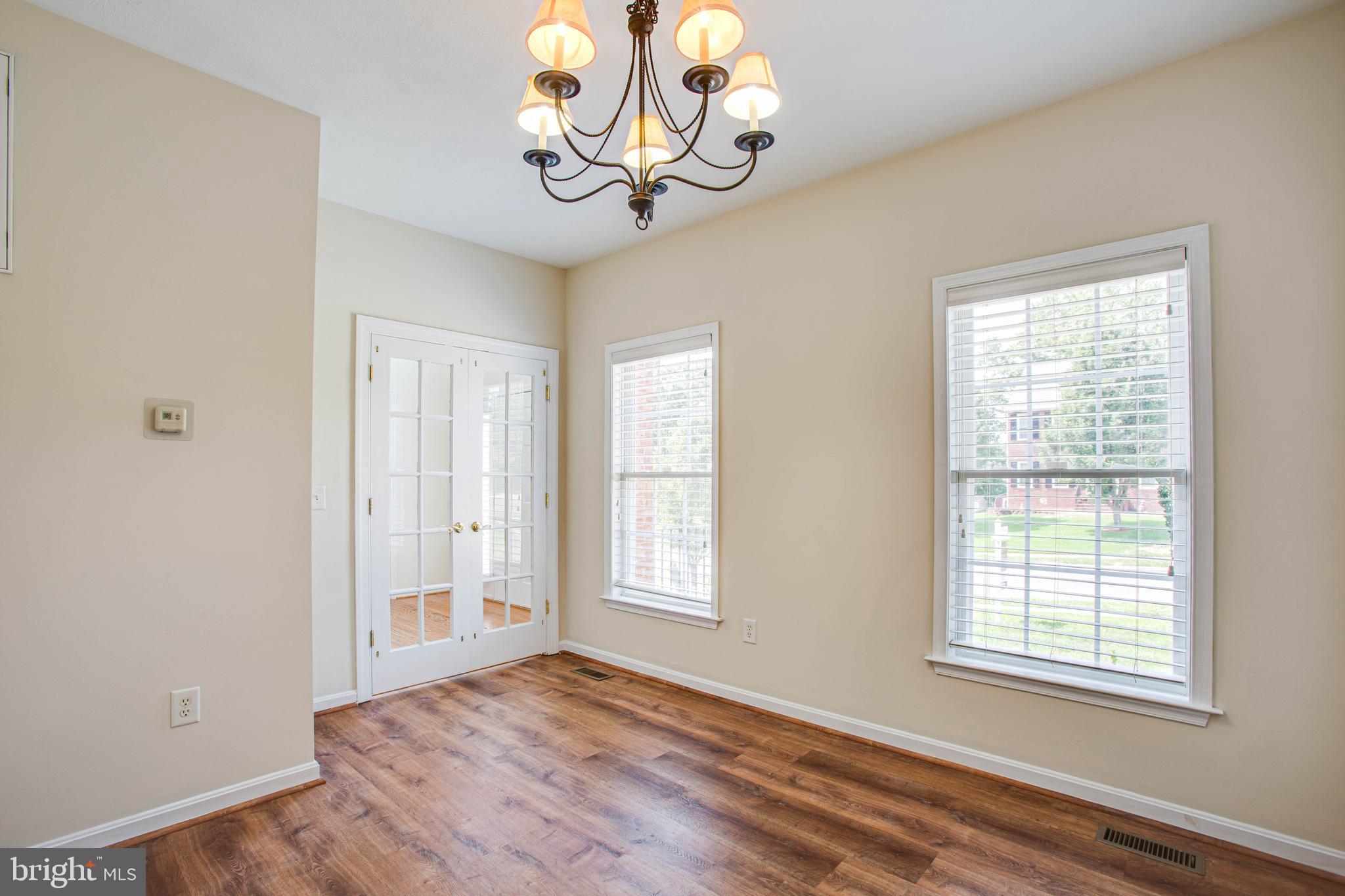 ROYAL OAKS - Residential