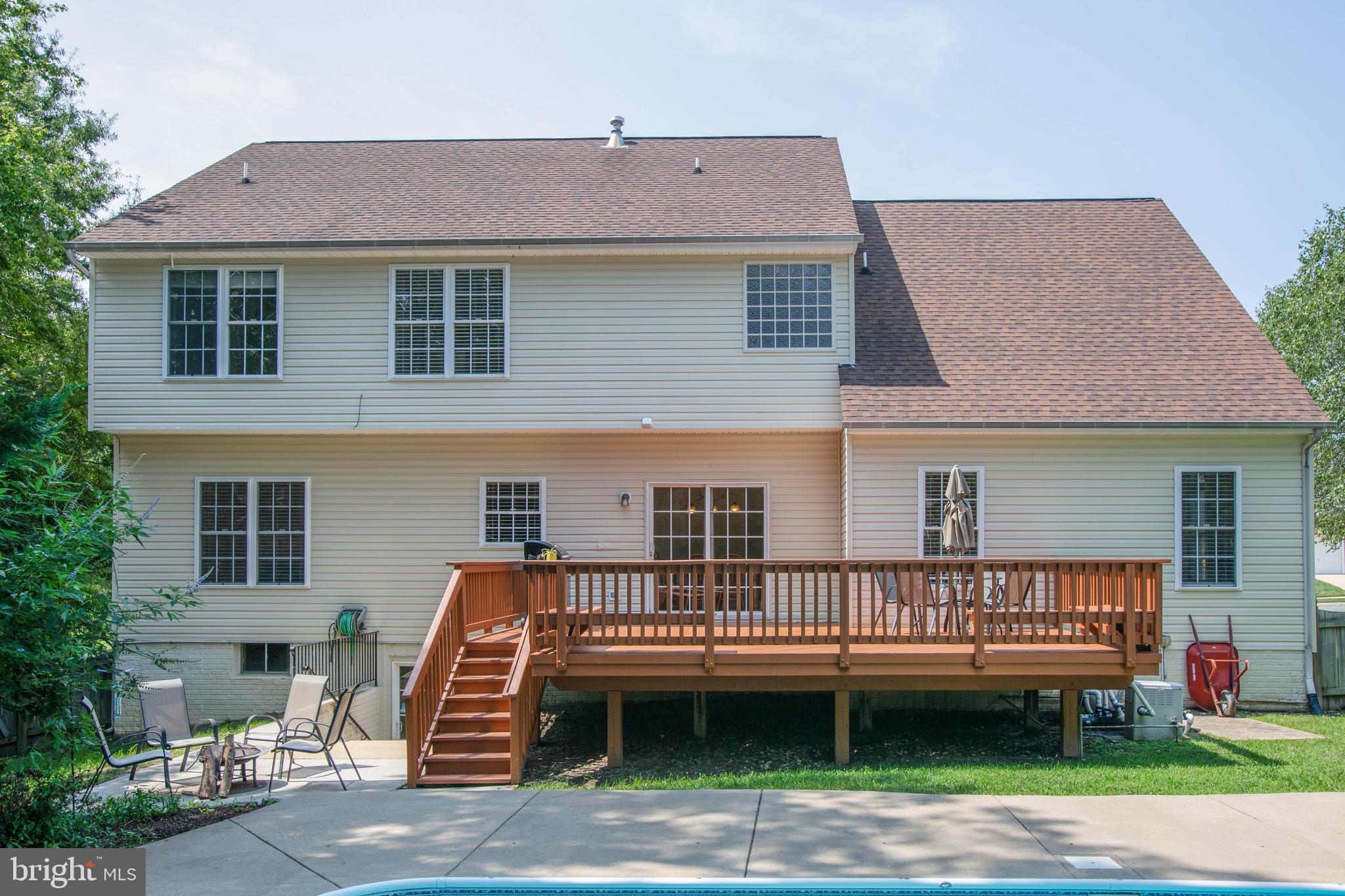 ROYAL OAKS - Residential