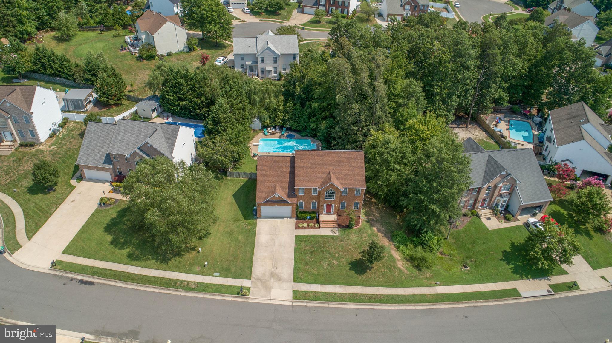 ROYAL OAKS - Residential