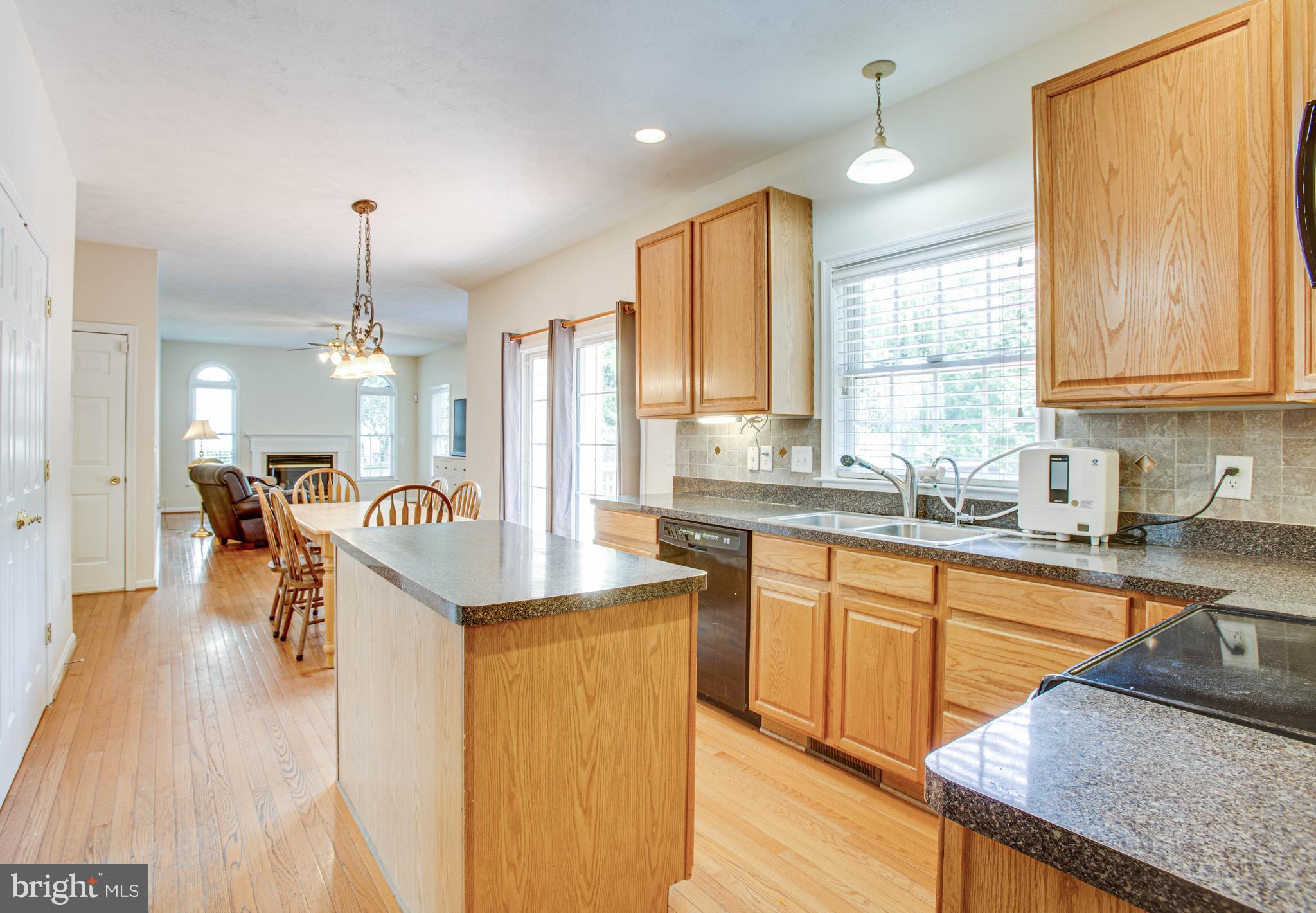 ROYAL OAKS - Residential