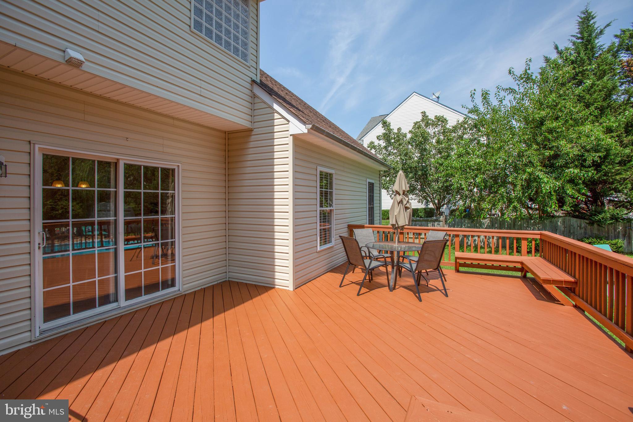 ROYAL OAKS - Residential