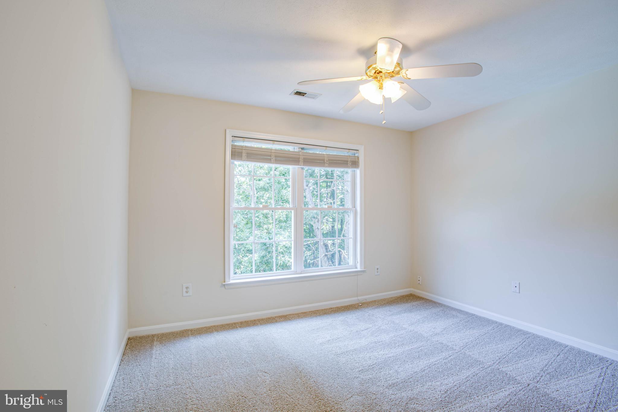 ROYAL OAKS - Residential