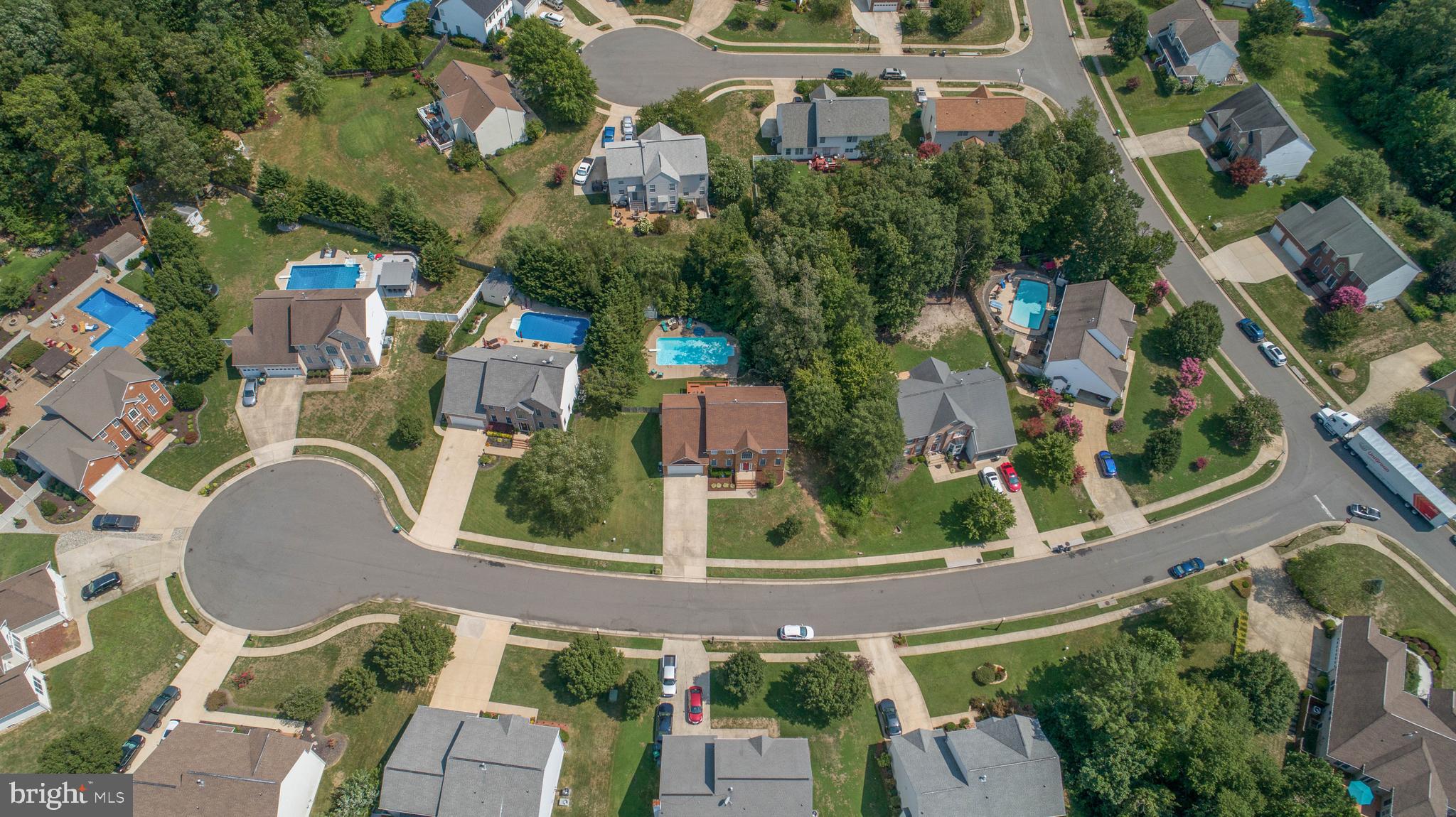 ROYAL OAKS - Residential