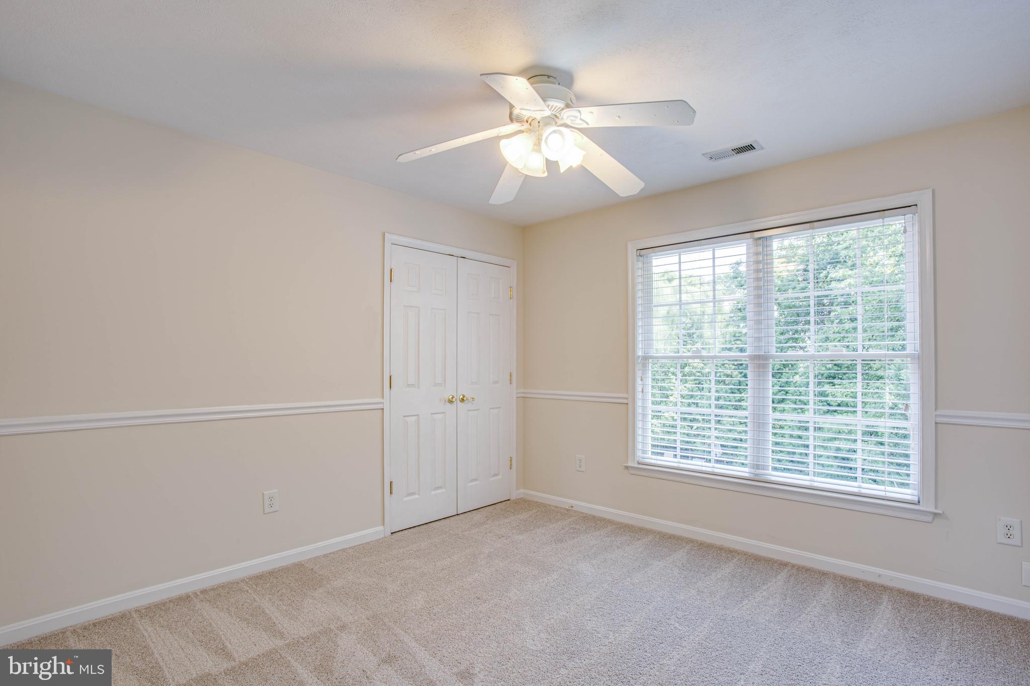 ROYAL OAKS - Residential