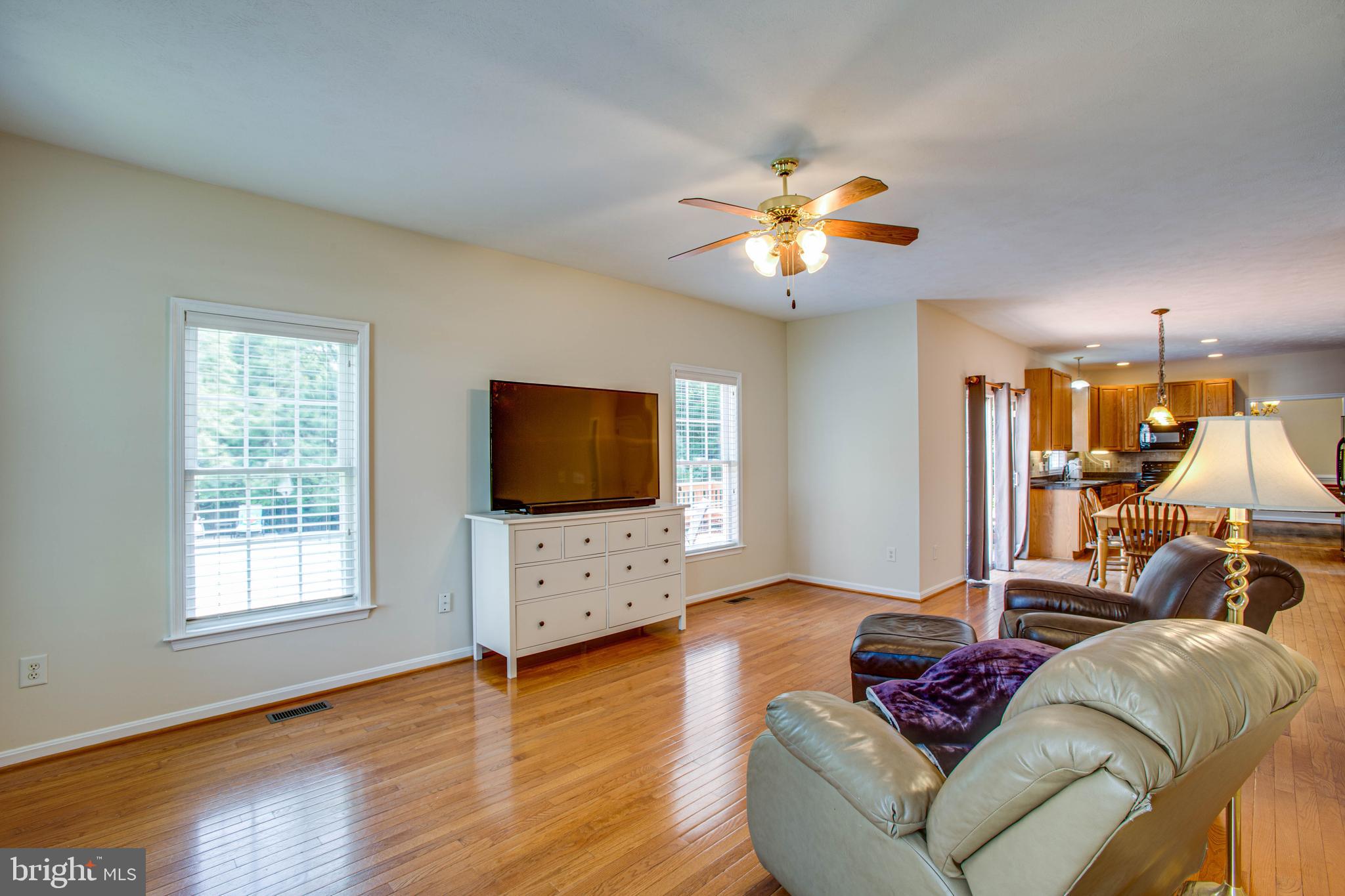 ROYAL OAKS - Residential