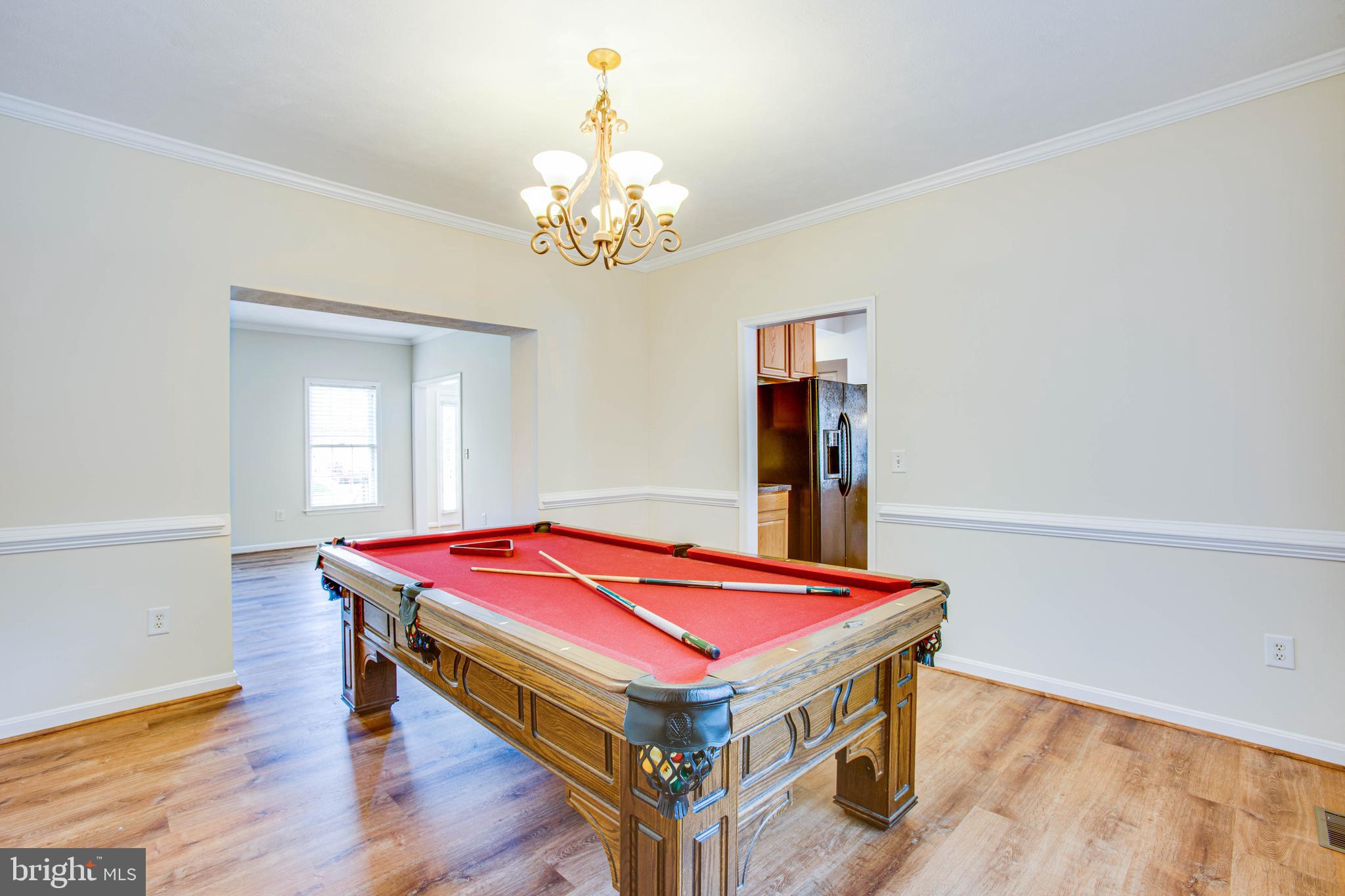 ROYAL OAKS - Residential