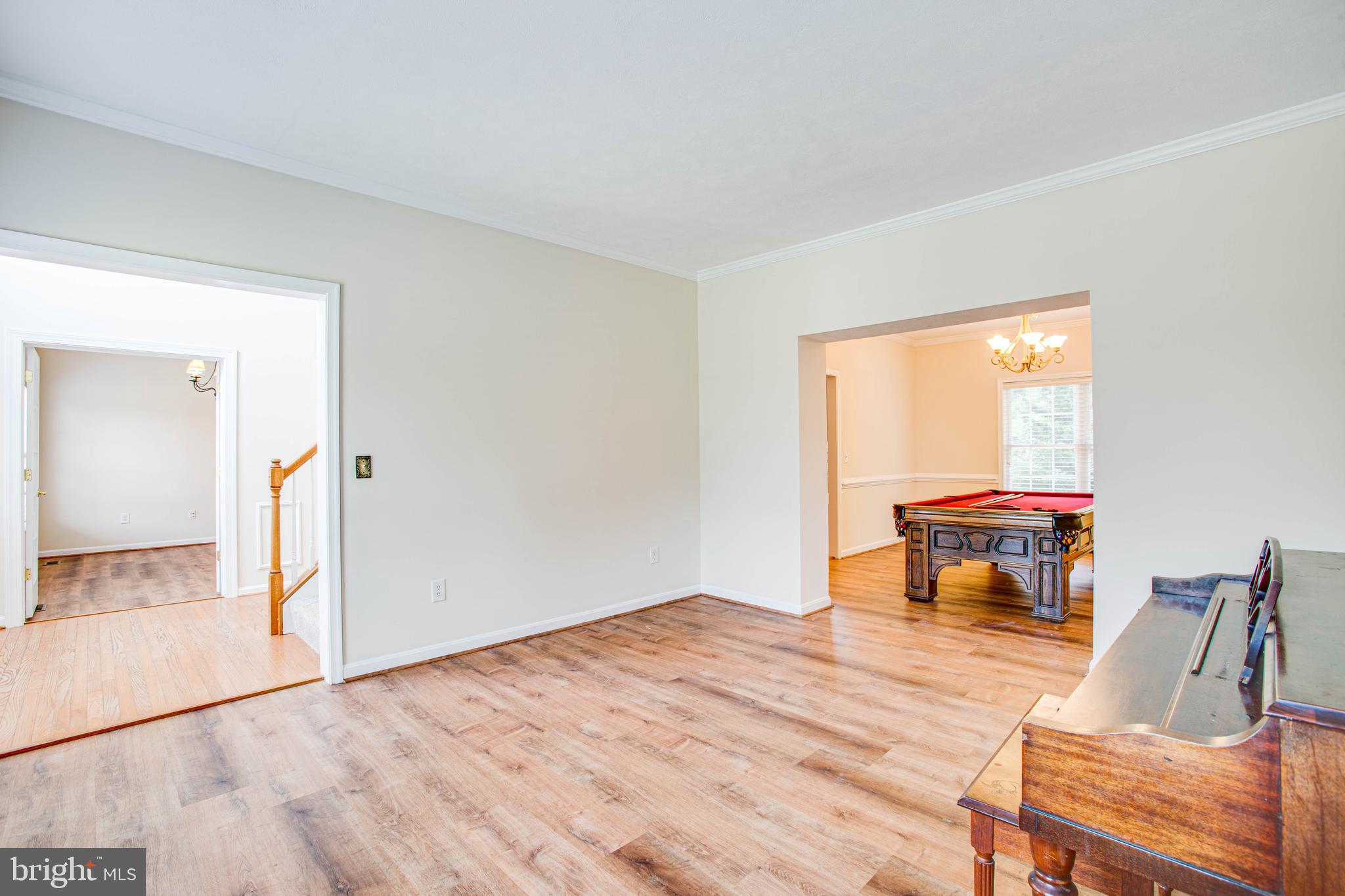 ROYAL OAKS - Residential