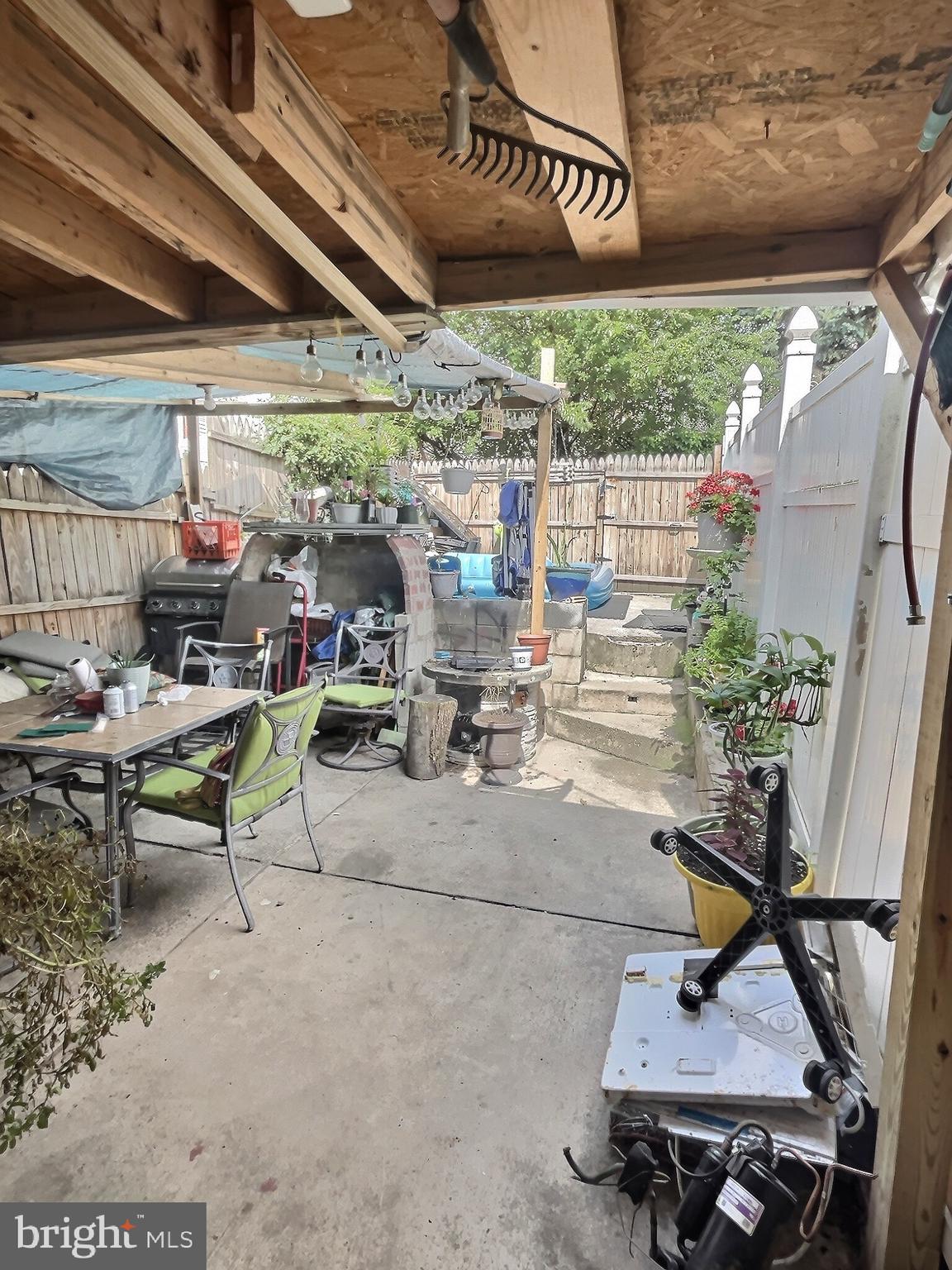 829 N 11TH STREET