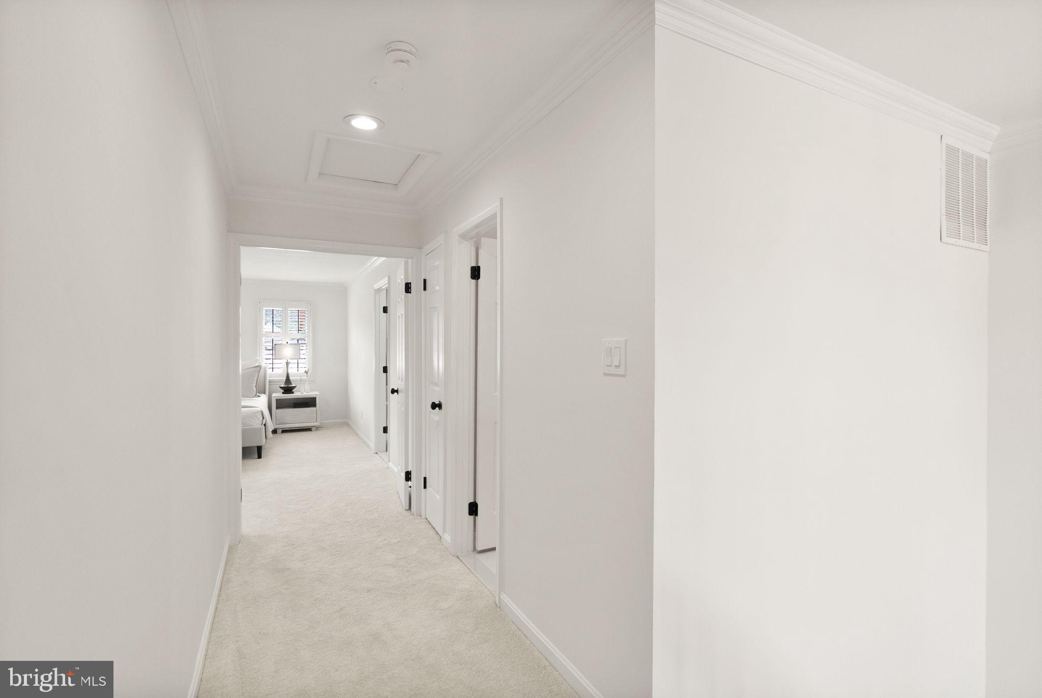 MADISON OF MCLEAN - Residential