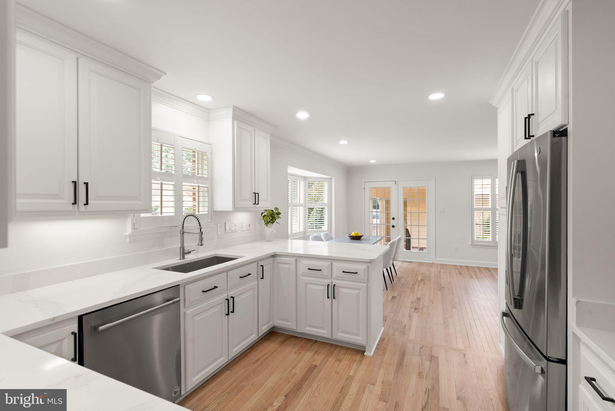 MADISON OF MCLEAN - Residential