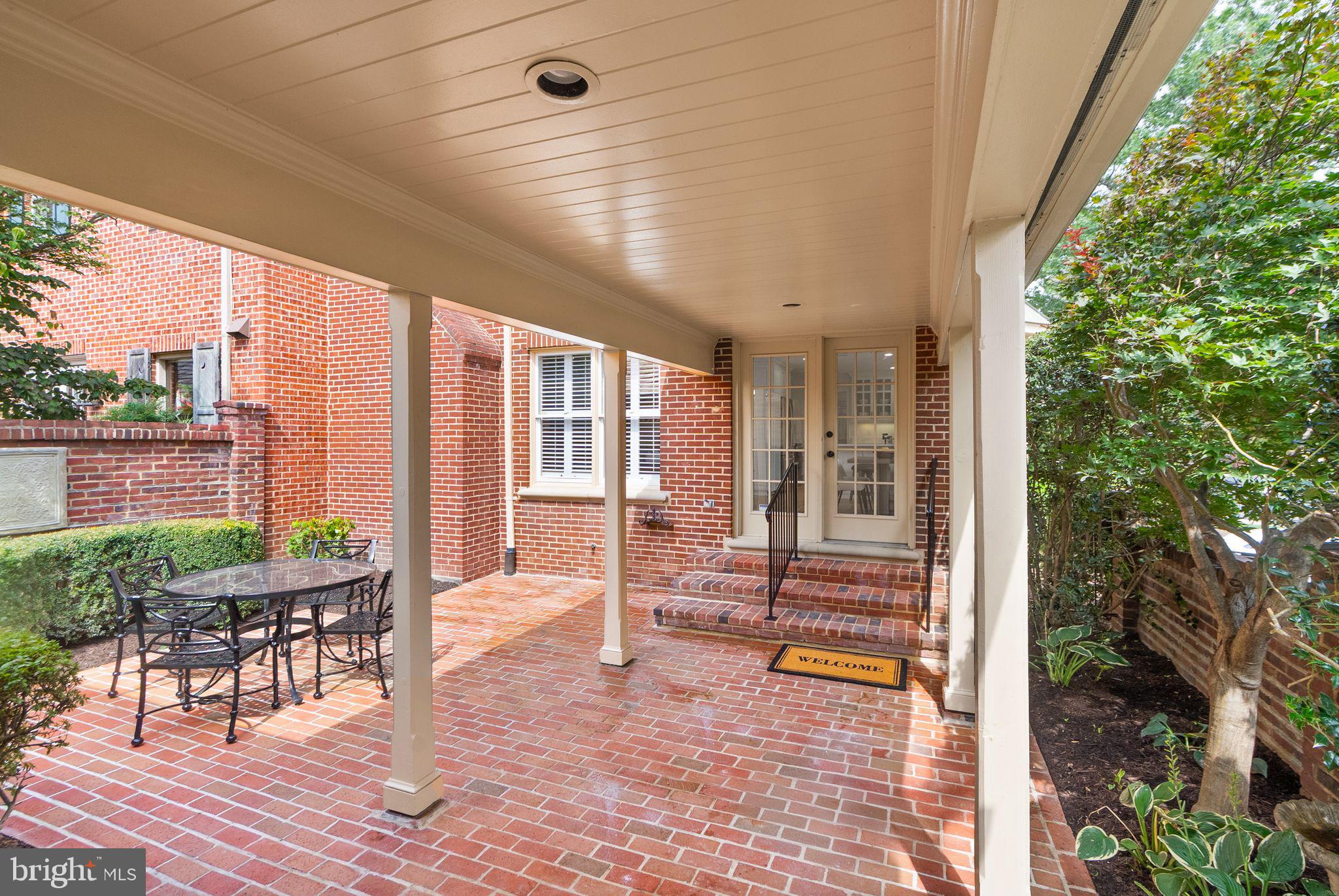 MADISON OF MCLEAN - Residential