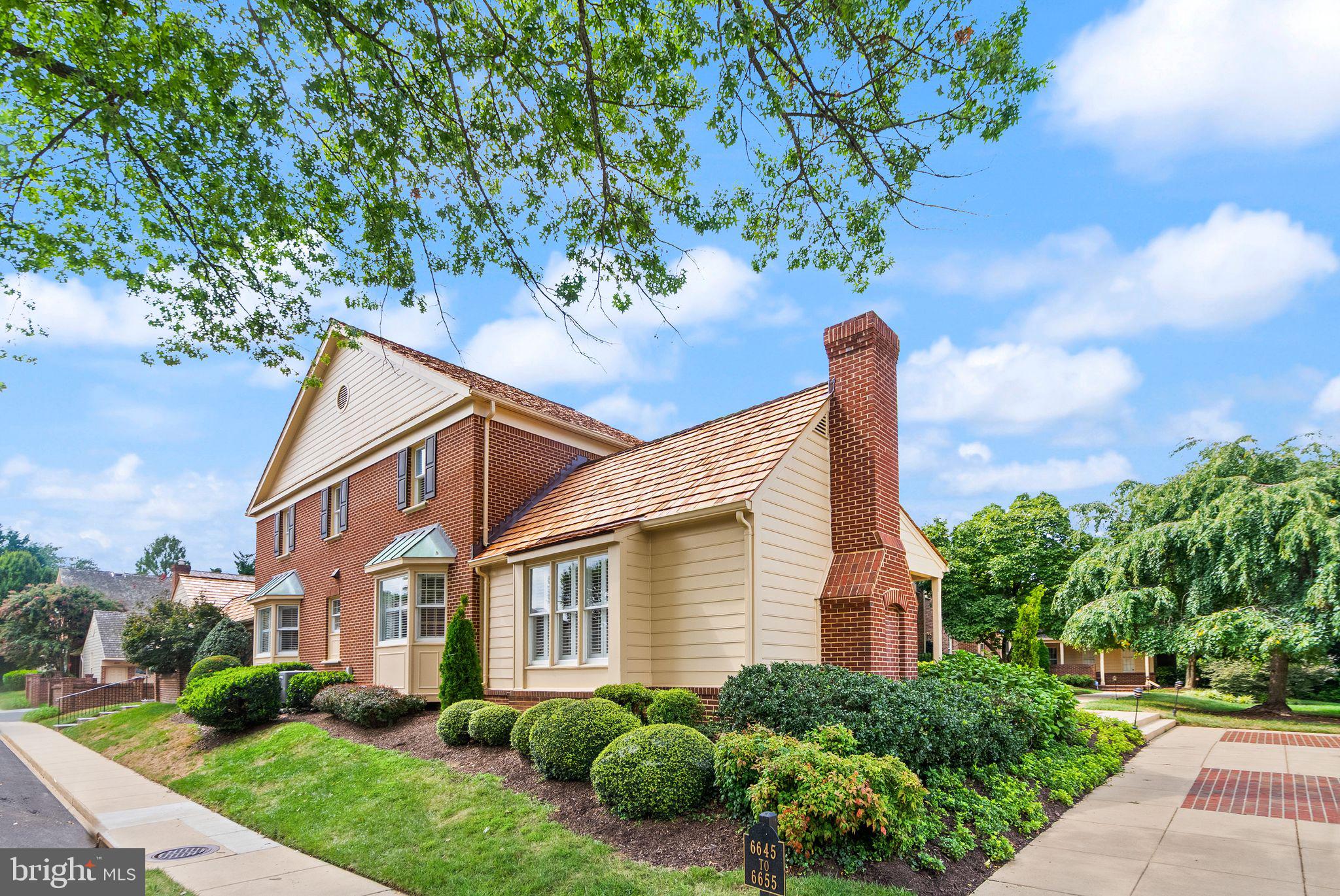 MADISON OF MCLEAN - Residential