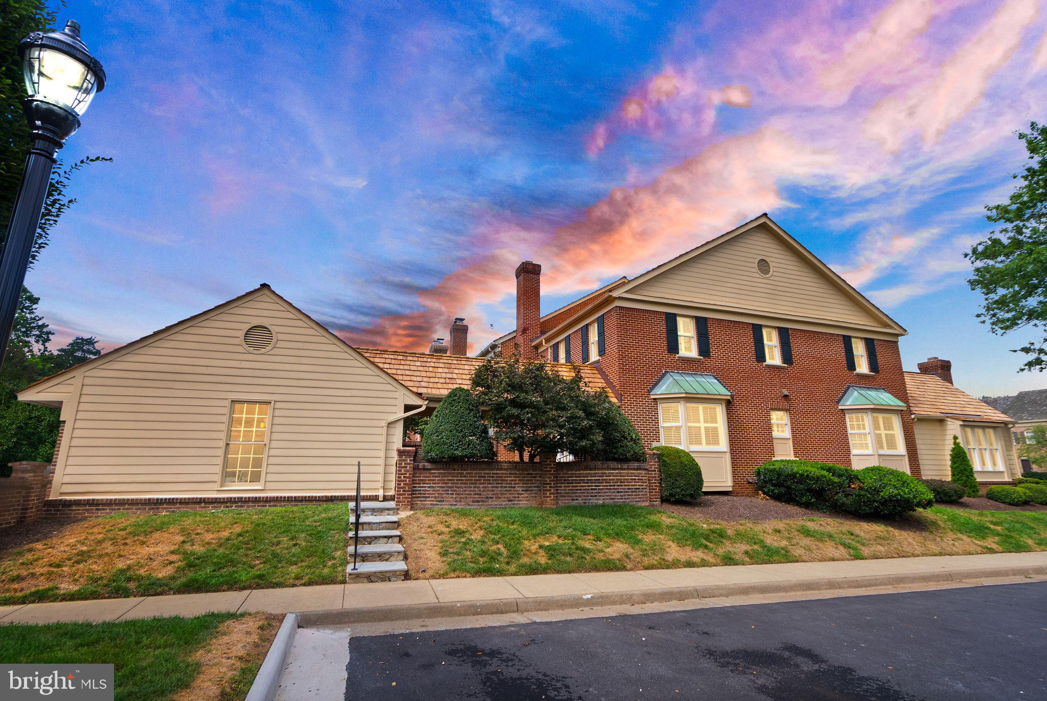 MADISON OF MCLEAN - Residential