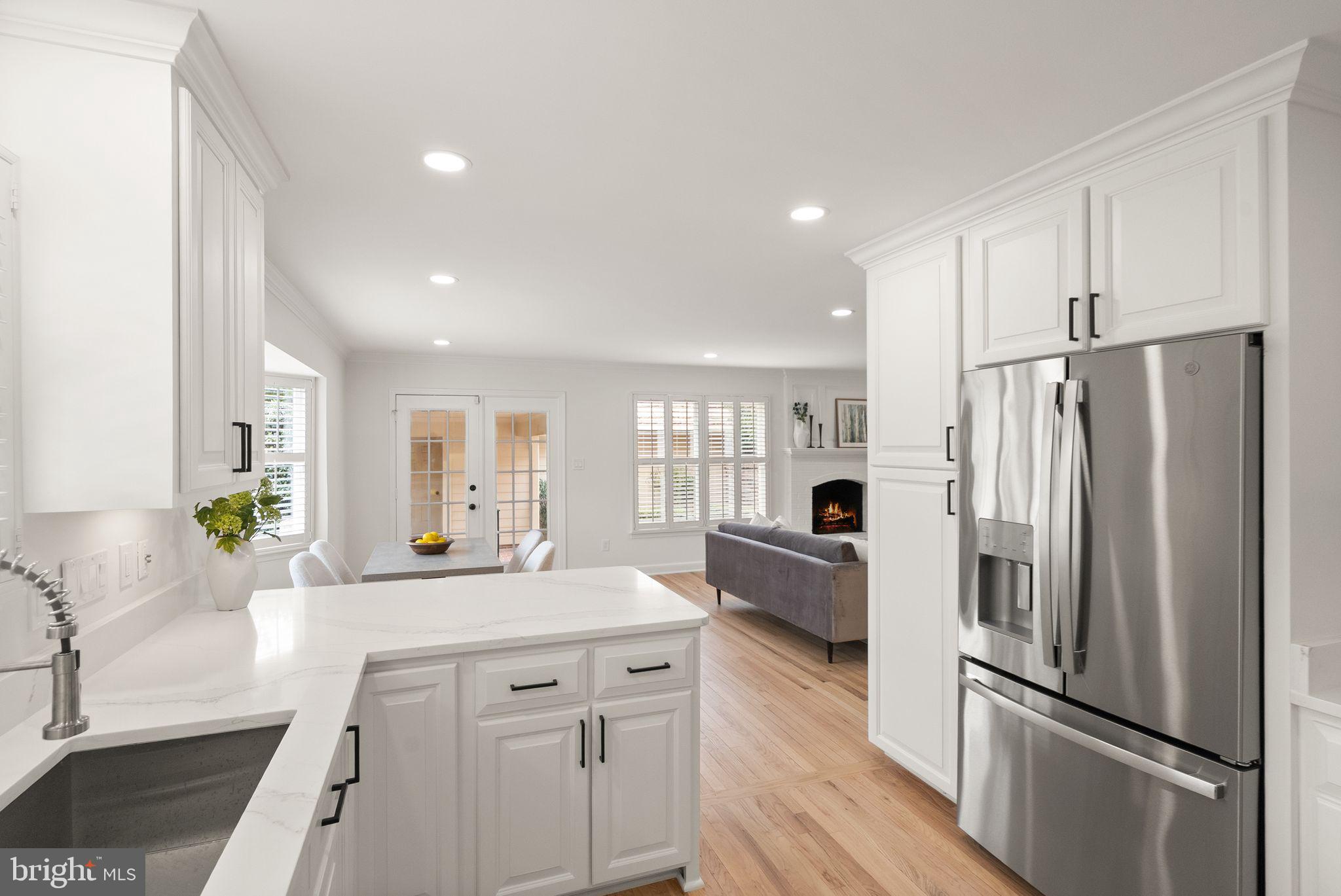 MADISON OF MCLEAN - Residential