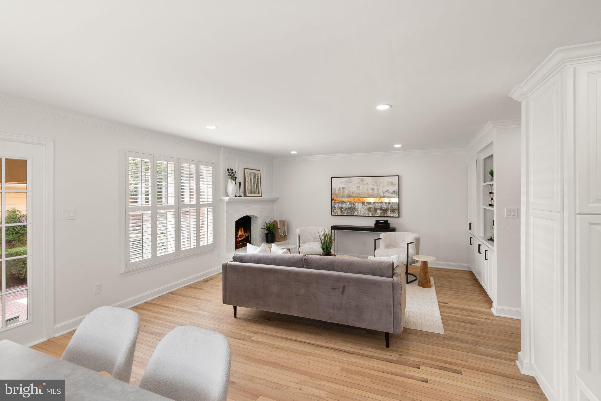 MADISON OF MCLEAN - Residential