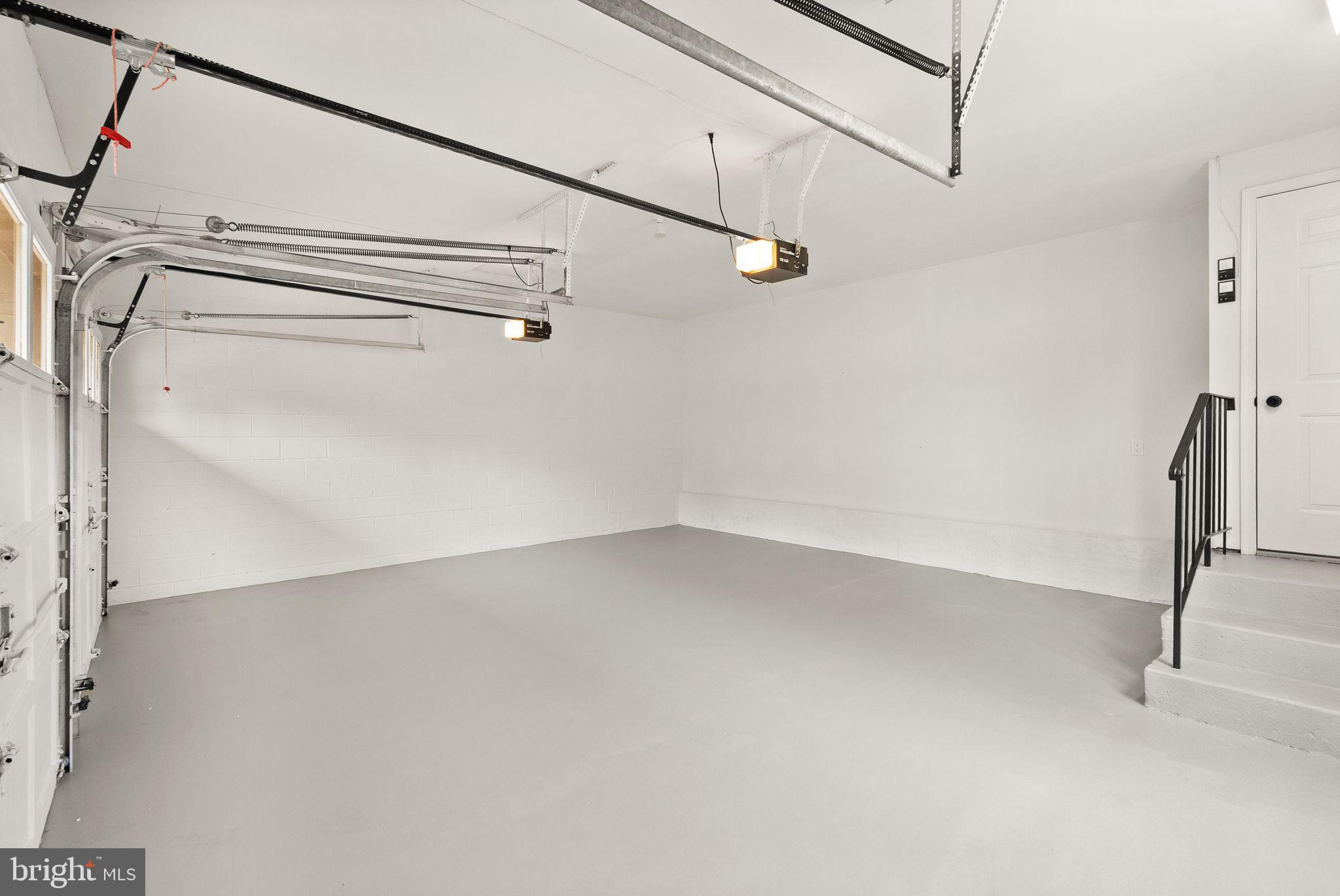 MADISON OF MCLEAN - Residential