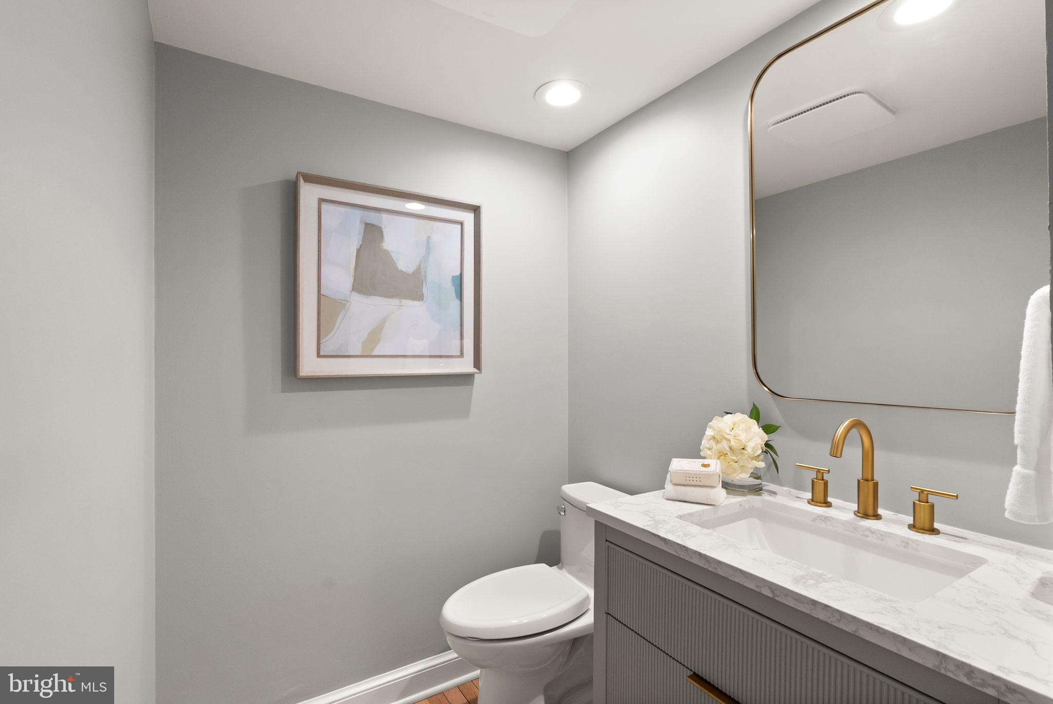 MADISON OF MCLEAN - Residential