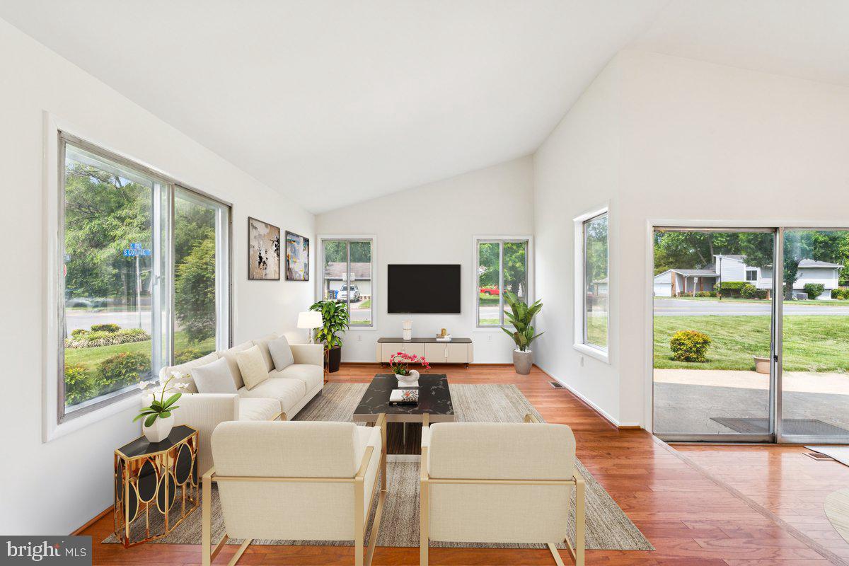 167 S FOX ROAD