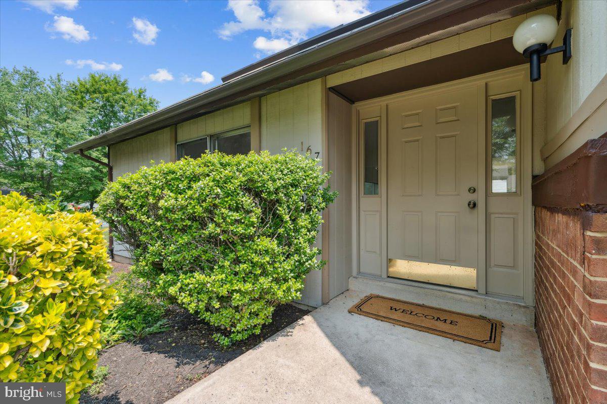 167 S FOX ROAD