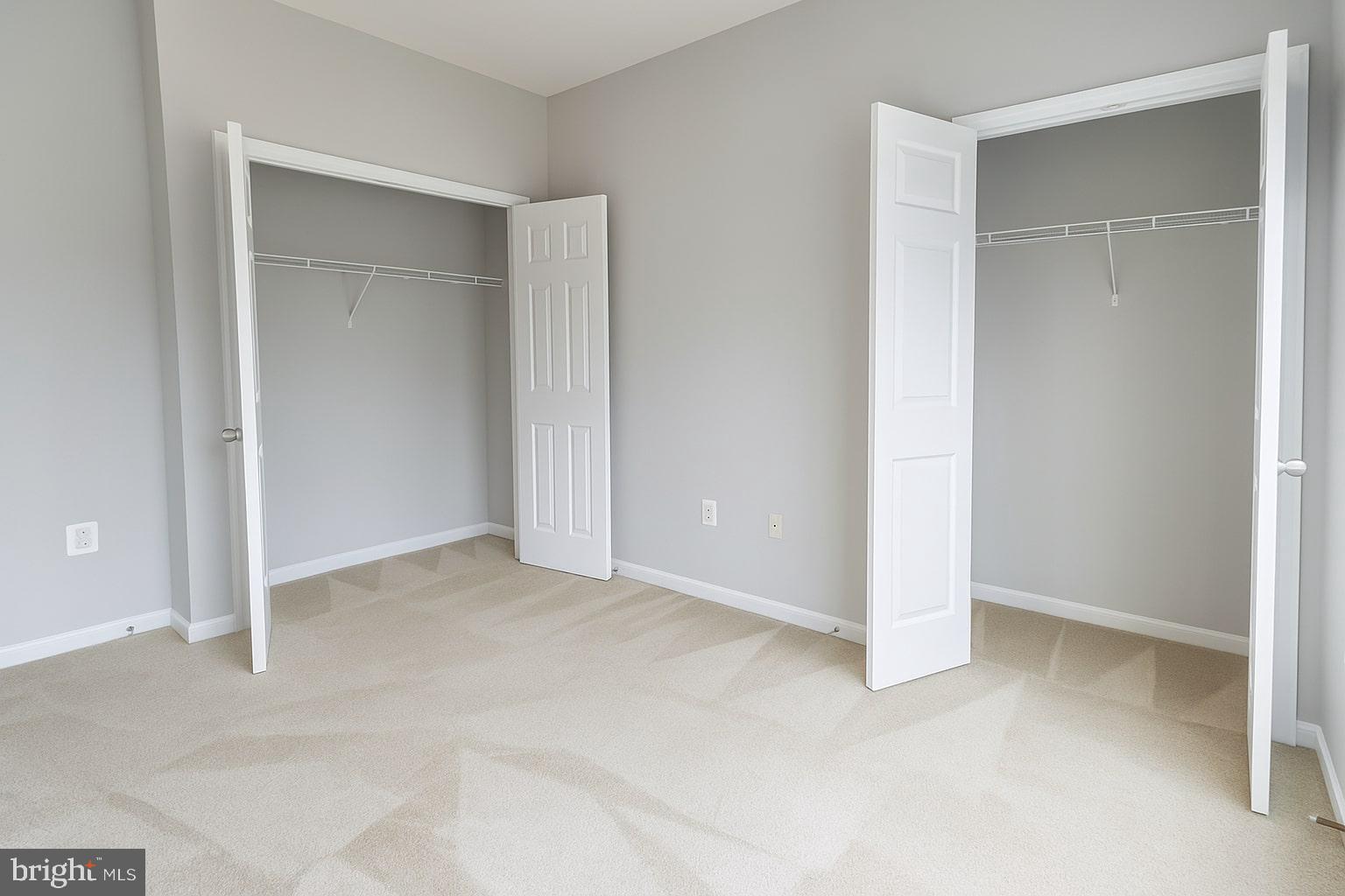 EXCHANGE AT VAN DORN - Residential Lease