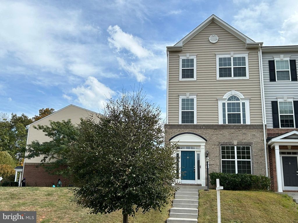 Photo of 9010 Belo Gate Drive, MANASSAS PARK, VA 20111 (MLS # VAMP2003418)